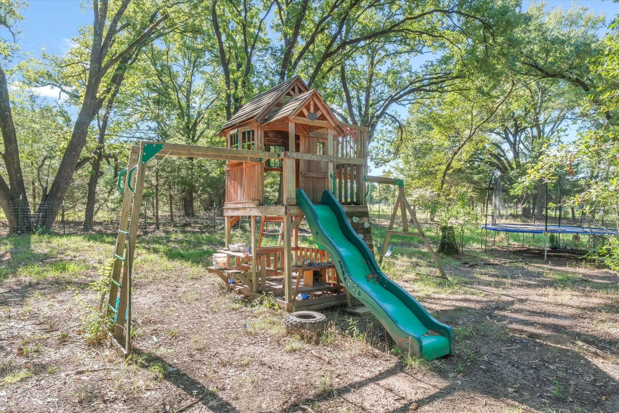 Farm For Sale in Van Zandt County , 753 Vz County Road 3617, Edgewood, Texas 75117, 3 Bedroom, 3 Bathroom, 2 Garage spaces, 2,478 Sqft, built in 1980, mls#21405864, Real Estate Agent in Edgewood, Homes For Sale in Van Zandt county, Homes For Sale in Edgewood, Realtor in Edgewood Texas, Real Estate Brokerage Independent Realty Texas, Luminita Cordes Realtor