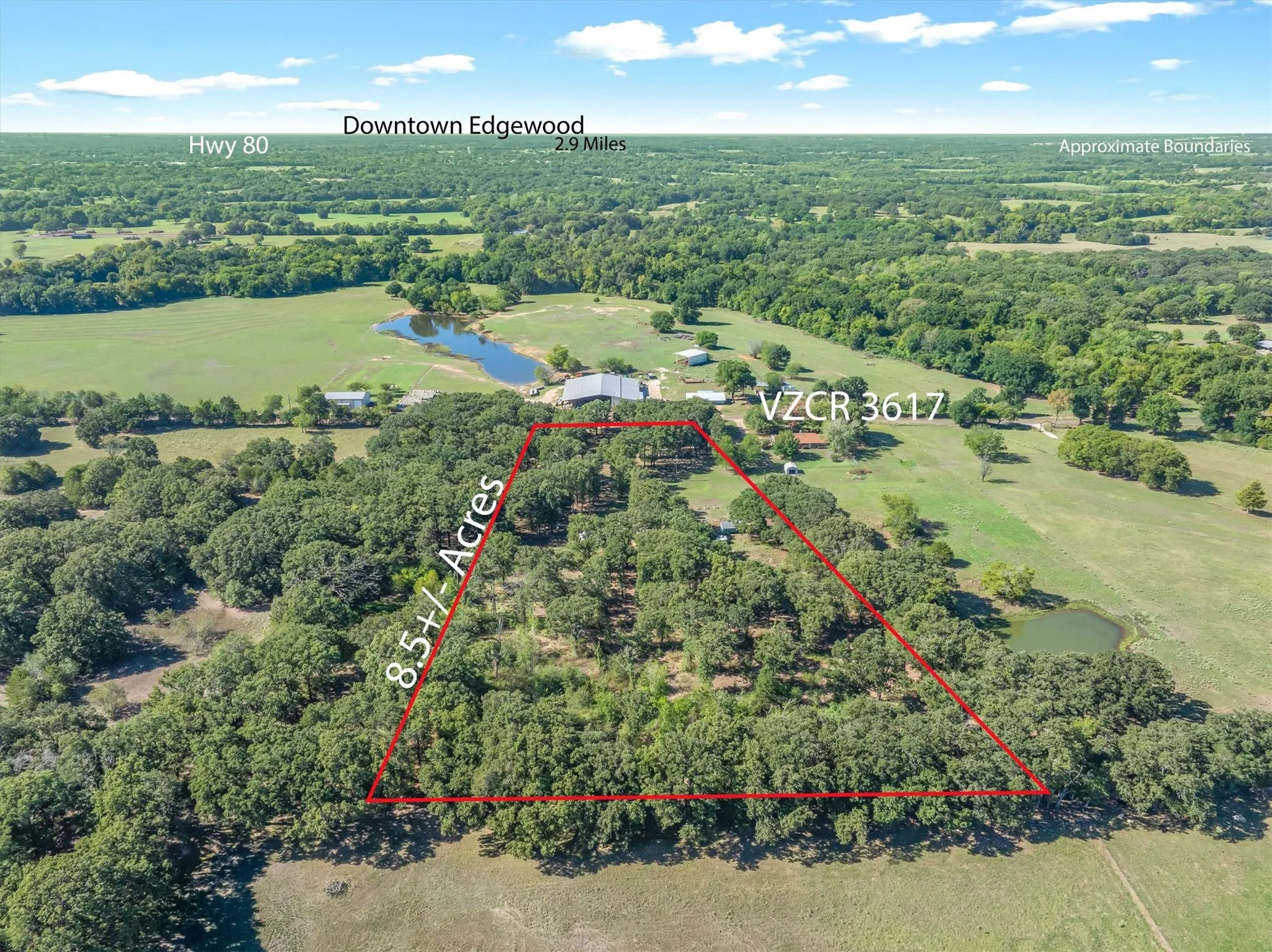 Farm For Sale in Van Zandt County , 753 Vz County Road 3617, Edgewood, Texas 75117, 3 Bedroom, 3 Bathroom, 2 Garage spaces, 2,478 Sqft, built in 1980, mls#21405864, Real Estate Agent in Edgewood, Homes For Sale in Van Zandt county, Homes For Sale in Edgewood, Realtor in Edgewood Texas, Real Estate Brokerage Independent Realty Texas, Luminita Cordes Realtor