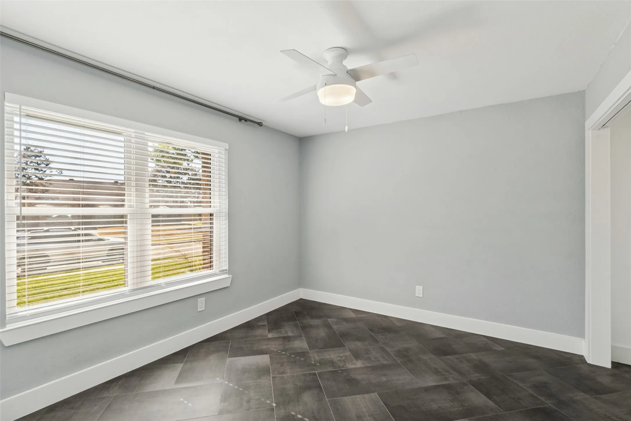 Single Family Residence For Sale in Dallas County , 2623 San Saba Street, Mesquite, Texas 75150, 3 Bedroom, 2 Bathroom, 2 Garage spaces, 1,456 Sqft, built in 1984, mls#21407330, Real Estate Agent in Mesquite, Homes For Sale in Dallas county, Homes For Sale in Mesquite, Realtor in Mesquite Texas, Real Estate Brokerage Independent Realty Texas, Luminita Cordes Realtor