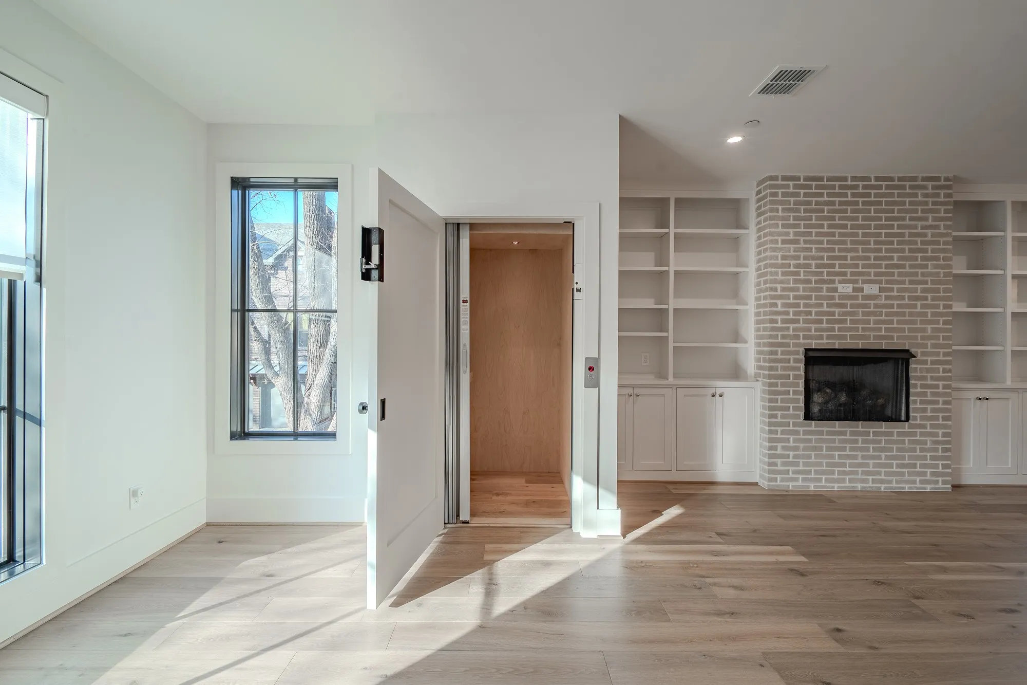 Private elevator