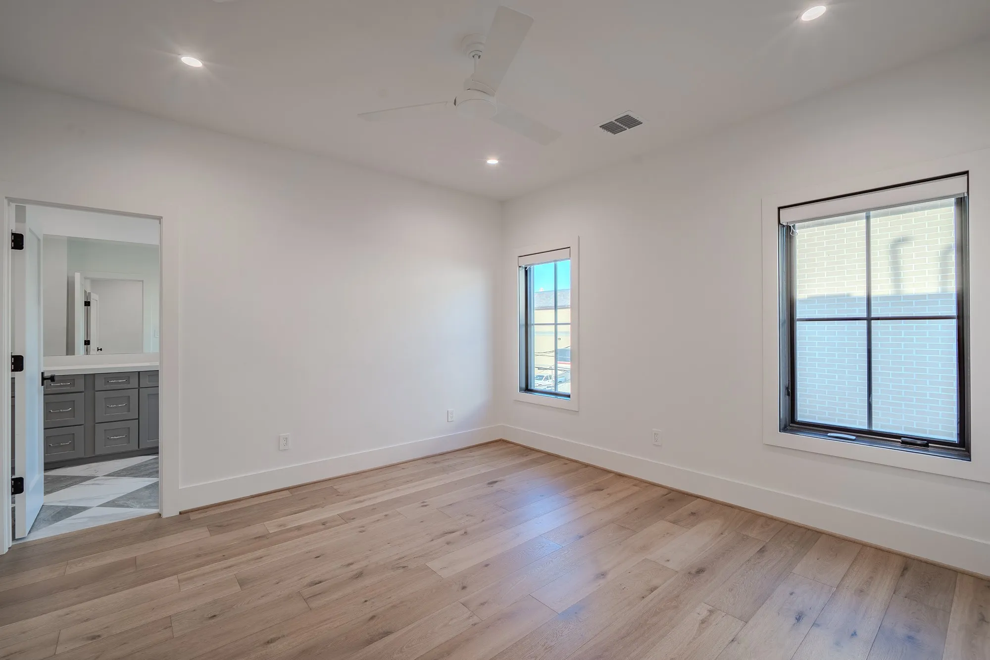 Condominium For Rent in Dallas County , 4112 Druid Lane 4, University Park, Texas 75205, 2 Bedroom, 3 Bathroom, 2 Garage spaces, 1,860 Sqft, built in 2024, mls#21407388, Real Estate Agent in University Park, Homes For Rent in Dallas county, Homes For Rent in University Park, Realtor in University Park Texas, Real Estate Brokerage Independent Realty Texas, Luminita Cordes Realtor