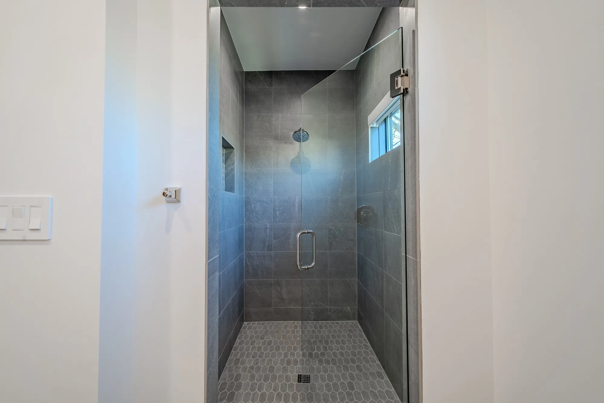 Condominium For Rent in Dallas County , 4112 Druid Lane 4, University Park, Texas 75205, 2 Bedroom, 3 Bathroom, 2 Garage spaces, 1,860 Sqft, built in 2024, mls#21407388, Real Estate Agent in University Park, Homes For Rent in Dallas county, Homes For Rent in University Park, Realtor in University Park Texas, Real Estate Brokerage Independent Realty Texas, Luminita Cordes Realtor