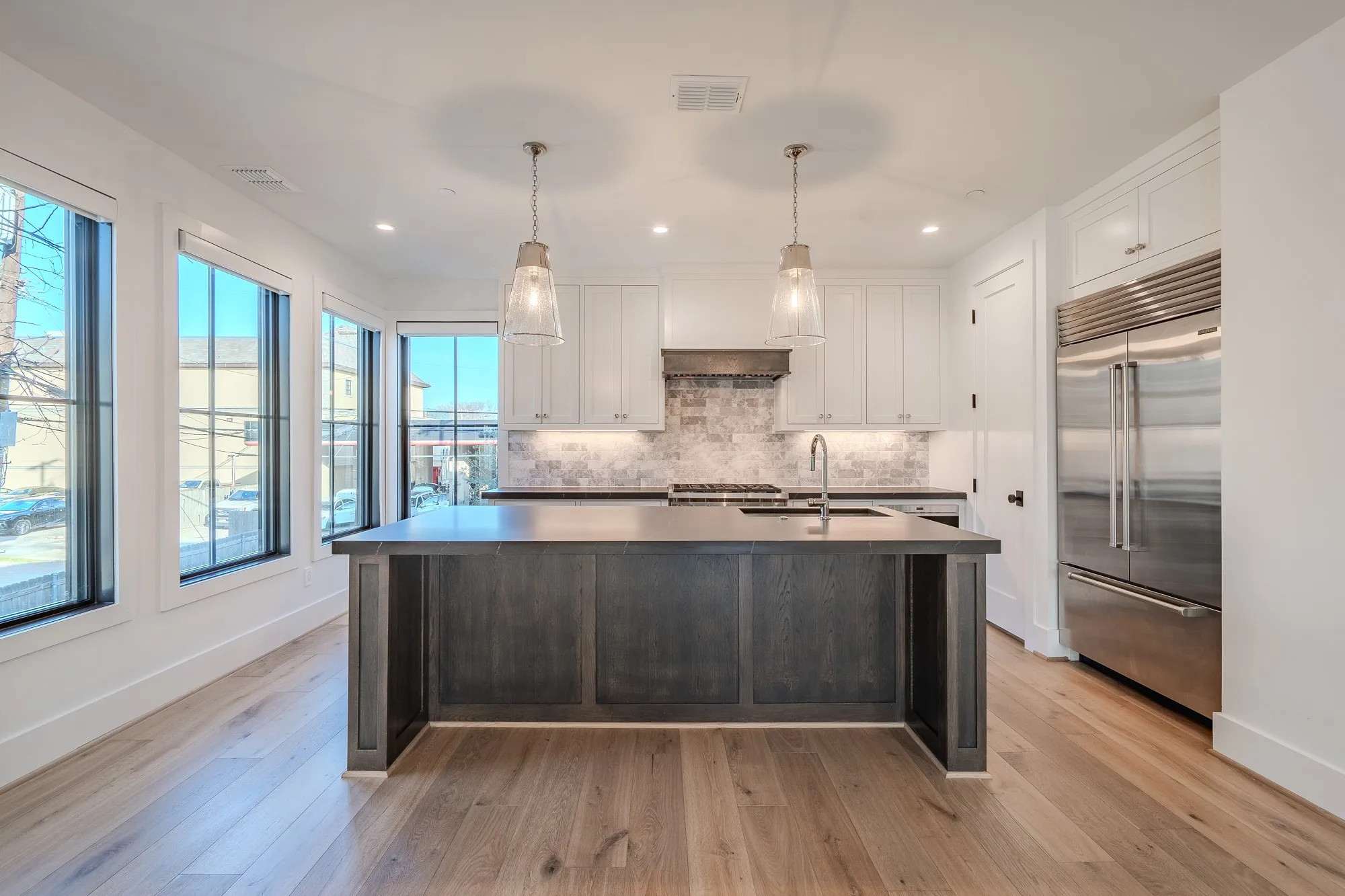 Condominium For Rent in Dallas County , 4112 Druid Lane 4, University Park, Texas 75205, 2 Bedroom, 3 Bathroom, 2 Garage spaces, 1,860 Sqft, built in 2024, mls#21407388, Real Estate Agent in University Park, Homes For Rent in Dallas county, Homes For Rent in University Park, Realtor in University Park Texas, Real Estate Brokerage Independent Realty Texas, Luminita Cordes Realtor