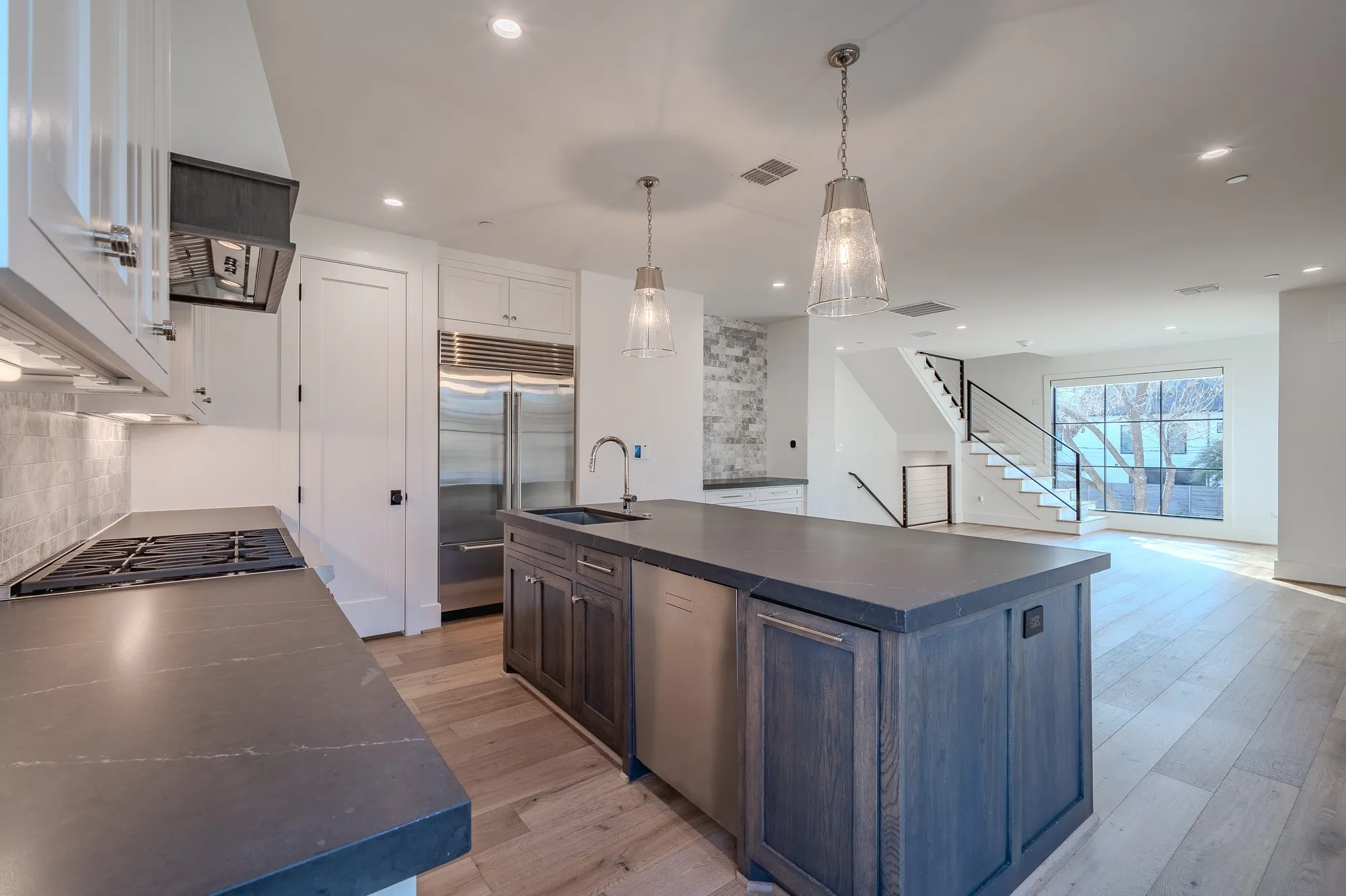 Condominium For Rent in Dallas County , 4112 Druid Lane 4, University Park, Texas 75205, 2 Bedroom, 3 Bathroom, 2 Garage spaces, 1,860 Sqft, built in 2024, mls#21407388, Real Estate Agent in University Park, Homes For Rent in Dallas county, Homes For Rent in University Park, Realtor in University Park Texas, Real Estate Brokerage Independent Realty Texas, Luminita Cordes Realtor