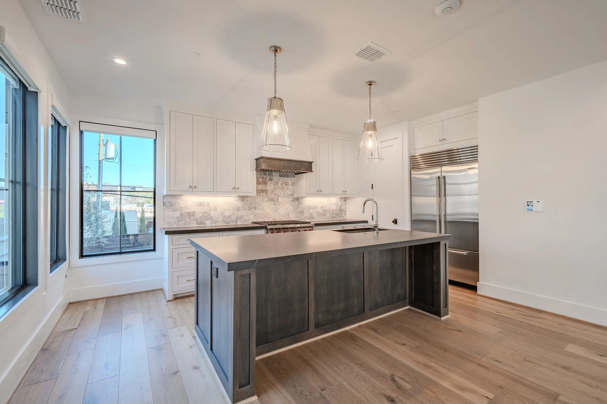 Condominium For Rent in Dallas County , 4112 Druid Lane 4, University Park, Texas 75205, 2 Bedroom, 3 Bathroom, 2 Garage spaces, 1,860 Sqft, built in 2024, mls#21407388, Real Estate Agent in University Park, Homes For Rent in Dallas county, Homes For Rent in University Park, Realtor in University Park Texas, Real Estate Brokerage Independent Realty Texas, Luminita Cordes Realtor