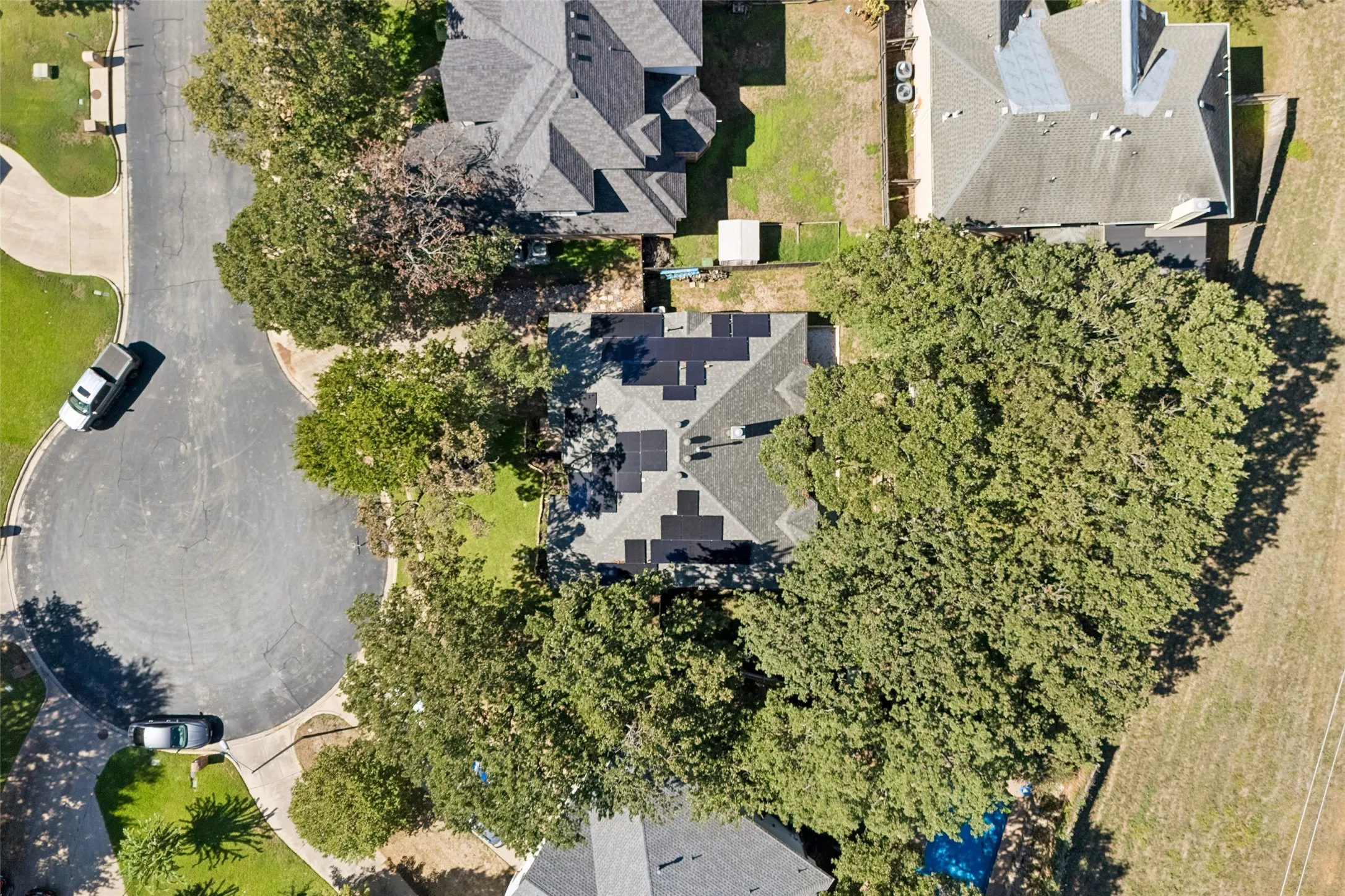 Single Family Residence For Sale in Tarrant County , 905 Forest Hollow Drive, Hurst, Texas 76053, 3 Bedroom, 2 Bathroom, 2 Garage spaces, 1,735 Sqft, built in 1999, mls#21397793, Real Estate Agent in Hurst, Homes For Sale in Tarrant county, Homes For Sale in Hurst, Realtor in Hurst Texas, Real Estate Brokerage Independent Realty Texas, Luminita Cordes Realtor