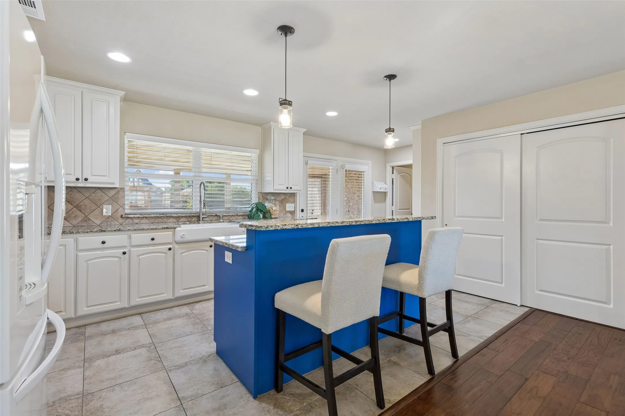 Single Family Residence For Sale in Dallas County , 8106 Woodside Road, Rowlett, Texas 75088, 3 Bedroom, 2 Bathroom, 2 Garage spaces, 1,707 Sqft, built in 2016, mls#21407266, Real Estate Agent in Rowlett, Homes For Sale in Dallas county, Homes For Sale in Rowlett, Realtor in Rowlett Texas, Real Estate Brokerage Independent Realty Texas, Luminita Cordes Realtor