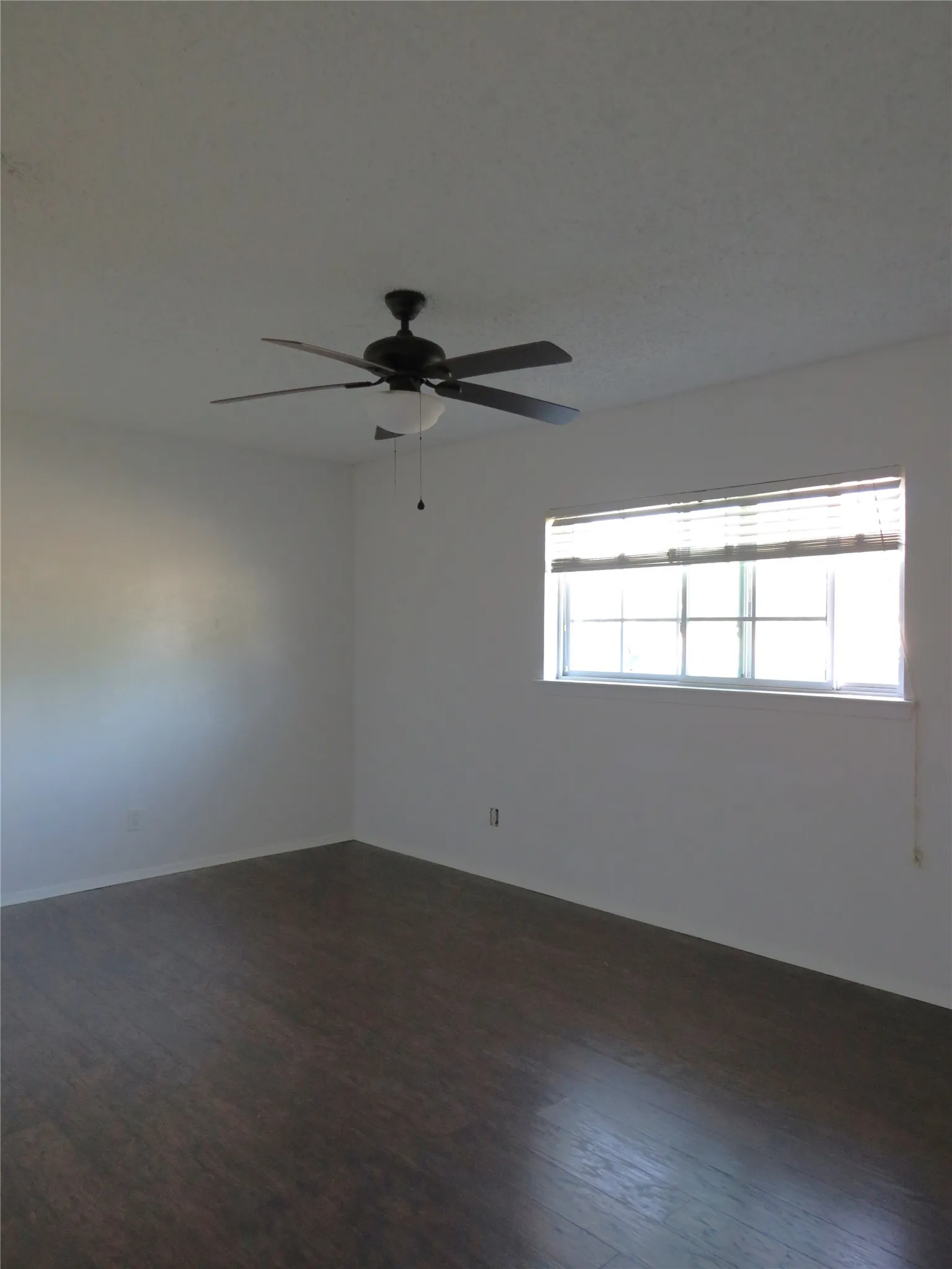 Duplex For Rent in Denton County , 2500 Bowling Green Street B, Denton, Texas 76201, 2 Bedroom, 2 Bathroom, Garage spaces, 1,311 Sqft, built in 1975, mls#21407400, Real Estate Agent in Denton, Homes For Rent in Denton county, Homes For Rent in Denton, Realtor in Denton Texas, Real Estate Brokerage Independent Realty Texas, Luminita Cordes Realtor