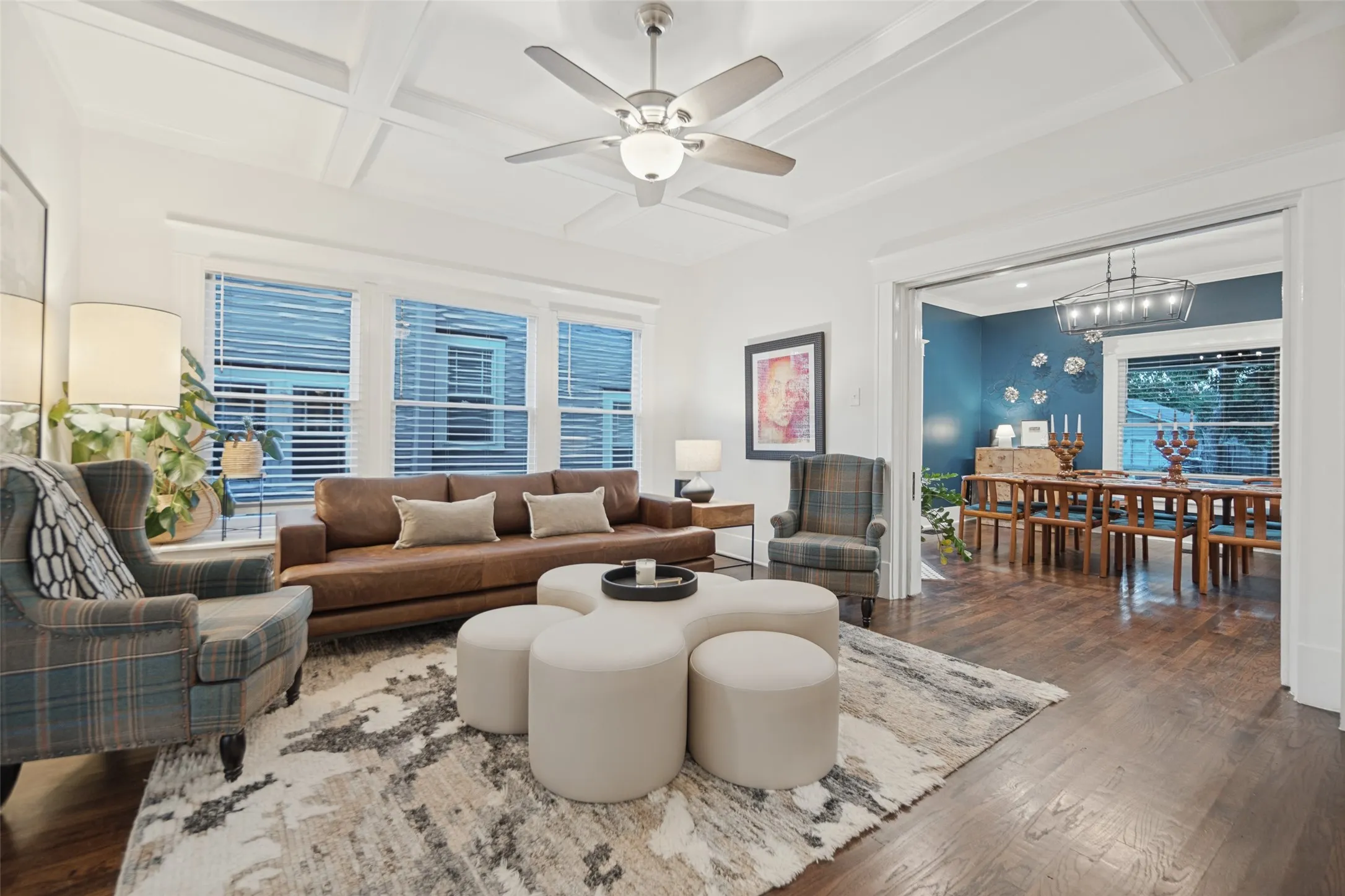 Single Family Residence For Sale in Dallas County , 121 S Montclair Avenue, Dallas, Texas 75208, 4 Bedroom, 3 Bathroom, Garage spaces, 2,727 Sqft, built in 1927, mls#21406771, Real Estate Agent in Dallas, Homes For Sale in Dallas county, Homes For Sale in Dallas, Realtor in Dallas Texas, Real Estate Brokerage Independent Realty Texas, Luminita Cordes Realtor