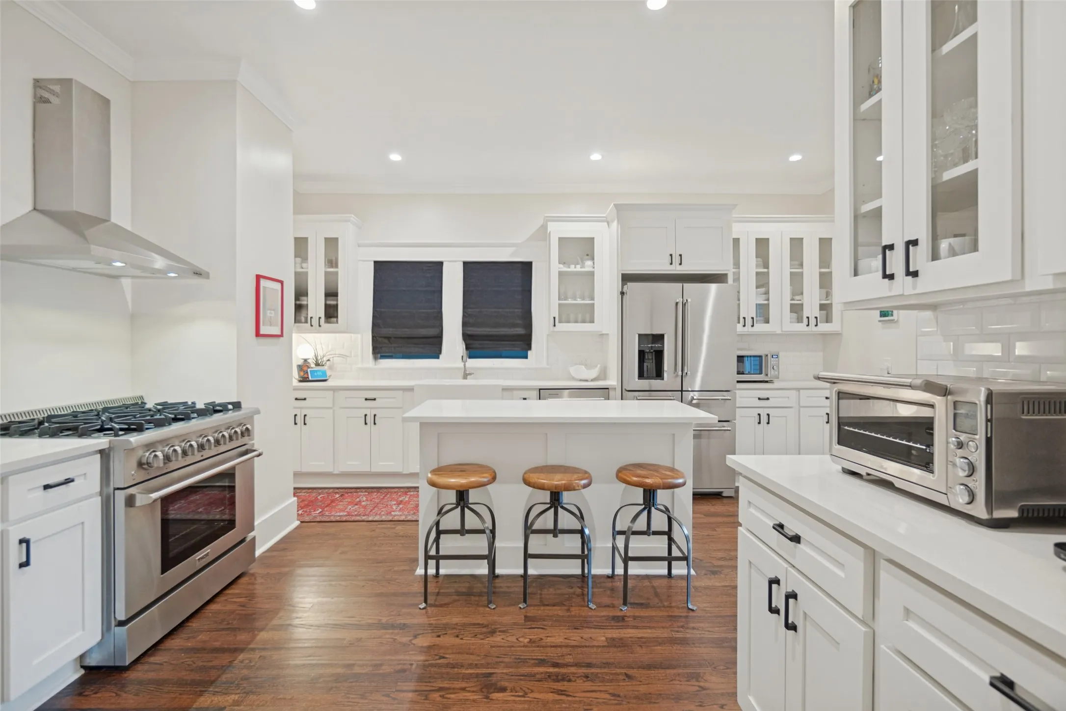 Single Family Residence For Sale in Dallas County , 121 S Montclair Avenue, Dallas, Texas 75208, 4 Bedroom, 3 Bathroom, Garage spaces, 2,727 Sqft, built in 1927, mls#21406771, Real Estate Agent in Dallas, Homes For Sale in Dallas county, Homes For Sale in Dallas, Realtor in Dallas Texas, Real Estate Brokerage Independent Realty Texas, Luminita Cordes Realtor