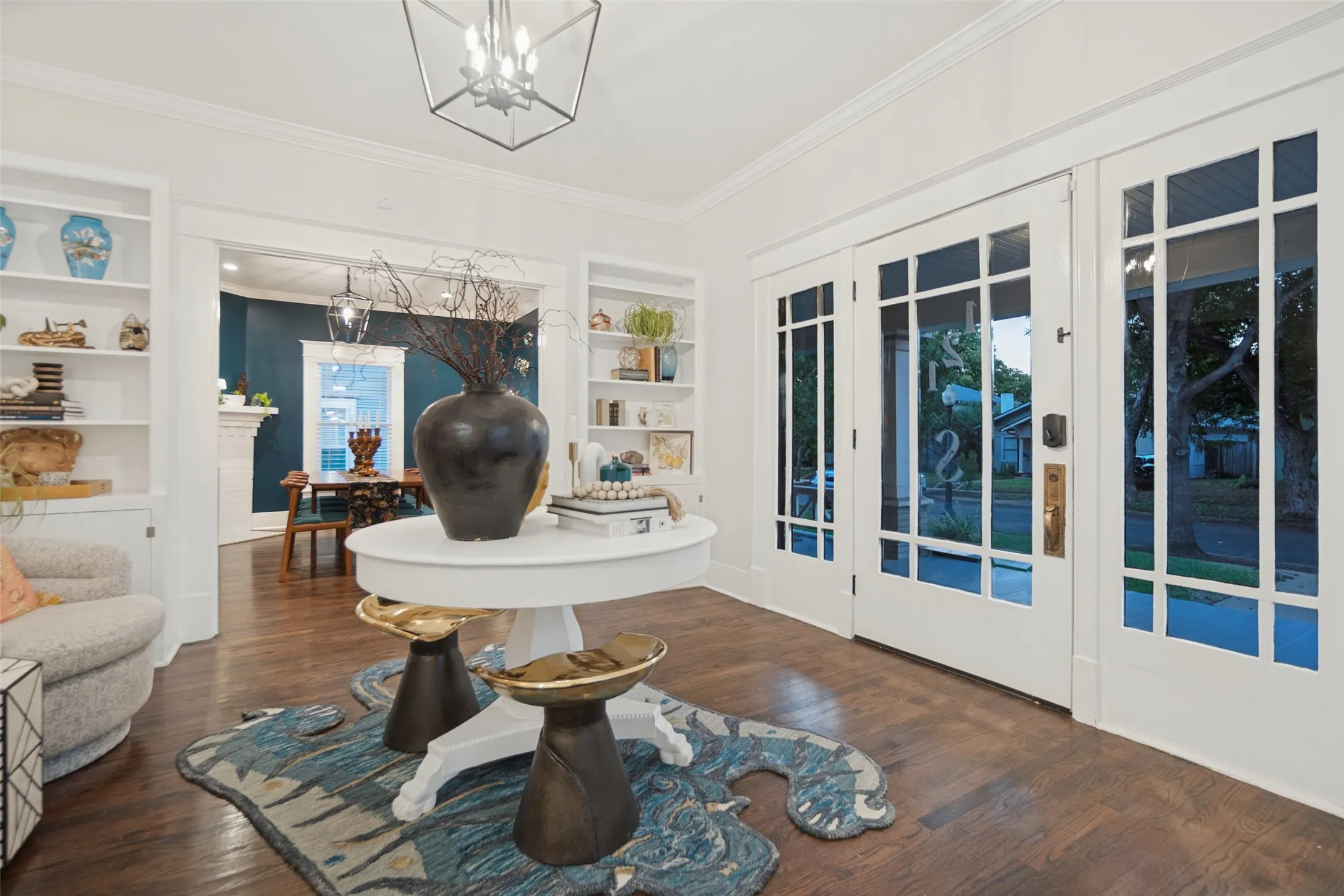 Single Family Residence For Sale in Dallas County , 121 S Montclair Avenue, Dallas, Texas 75208, 4 Bedroom, 3 Bathroom, Garage spaces, 2,727 Sqft, built in 1927, mls#21406771, Real Estate Agent in Dallas, Homes For Sale in Dallas county, Homes For Sale in Dallas, Realtor in Dallas Texas, Real Estate Brokerage Independent Realty Texas, Luminita Cordes Realtor