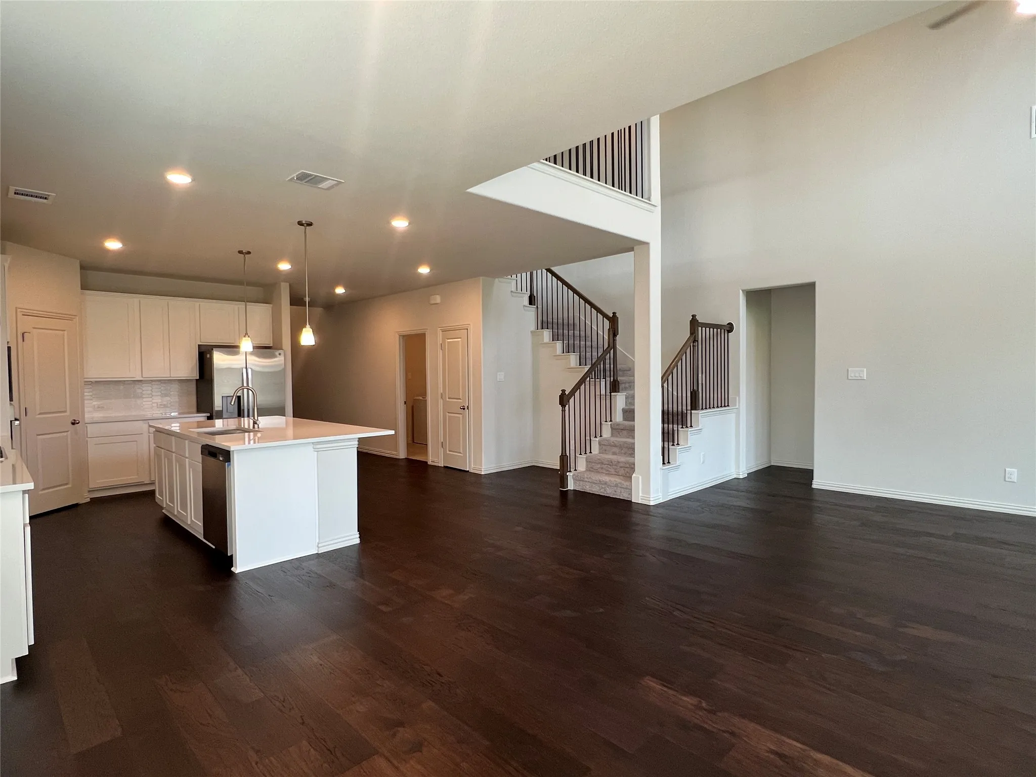 Single Family Residence For Rent in Denton County , 16108 Hidden Cove Drive, Celina, Texas 75009, 5 Bedroom, 4 Bathroom, 2 Garage spaces, 3,068 Sqft, built in 2026, mls#21407409, Real Estate Agent in Celina, Homes For Rent in Denton county, Homes For Rent in Celina, Realtor in Celina Texas, Real Estate Brokerage Independent Realty Texas, Luminita Cordes Realtor