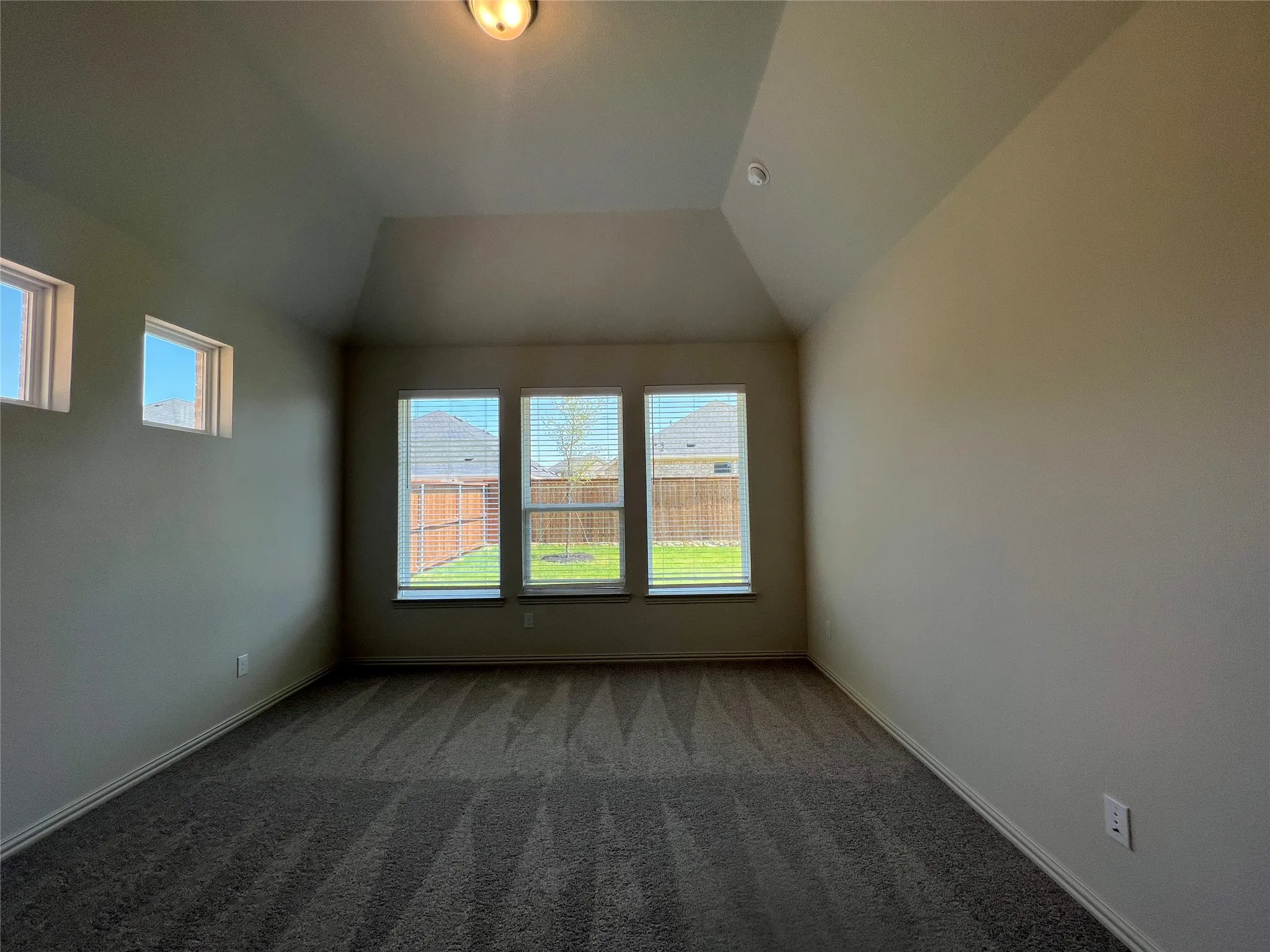 Single Family Residence For Rent in Denton County , 16108 Hidden Cove Drive, Celina, Texas 75009, 5 Bedroom, 4 Bathroom, 2 Garage spaces, 3,068 Sqft, built in 2026, mls#21407409, Real Estate Agent in Celina, Homes For Rent in Denton county, Homes For Rent in Celina, Realtor in Celina Texas, Real Estate Brokerage Independent Realty Texas, Luminita Cordes Realtor