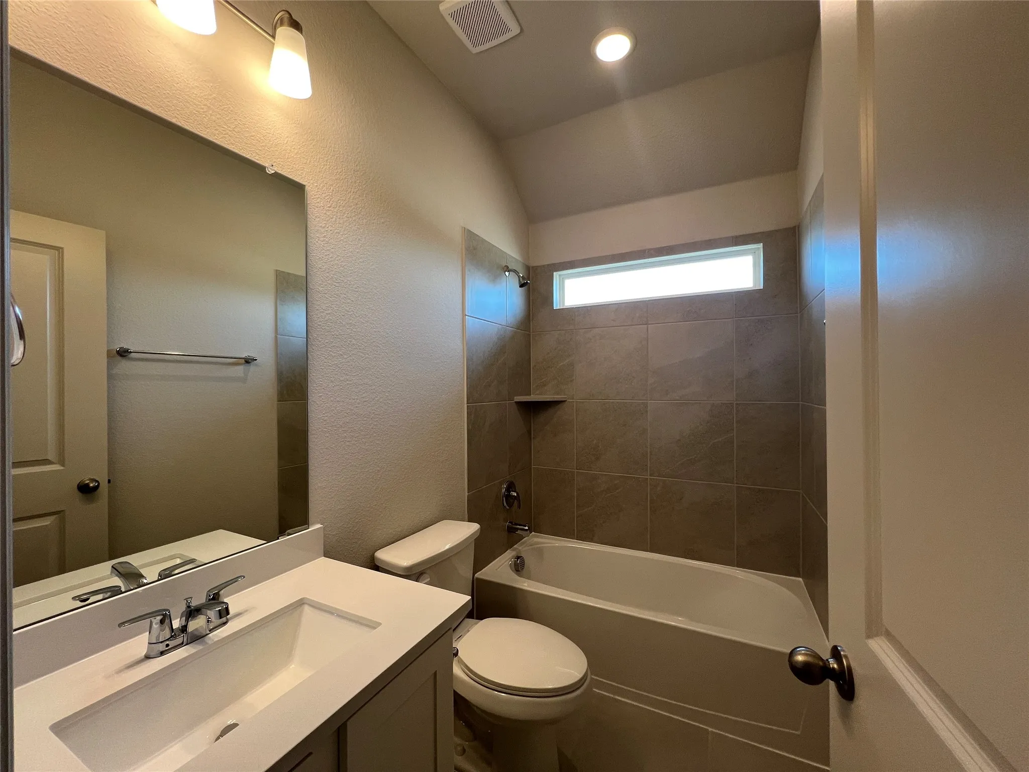 Single Family Residence For Rent in Denton County , 16108 Hidden Cove Drive, Celina, Texas 75009, 5 Bedroom, 4 Bathroom, 2 Garage spaces, 3,068 Sqft, built in 2026, mls#21407409, Real Estate Agent in Celina, Homes For Rent in Denton county, Homes For Rent in Celina, Realtor in Celina Texas, Real Estate Brokerage Independent Realty Texas, Luminita Cordes Realtor