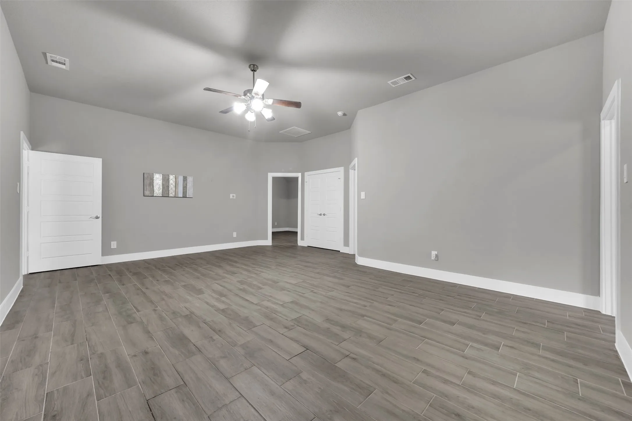 2nd living room