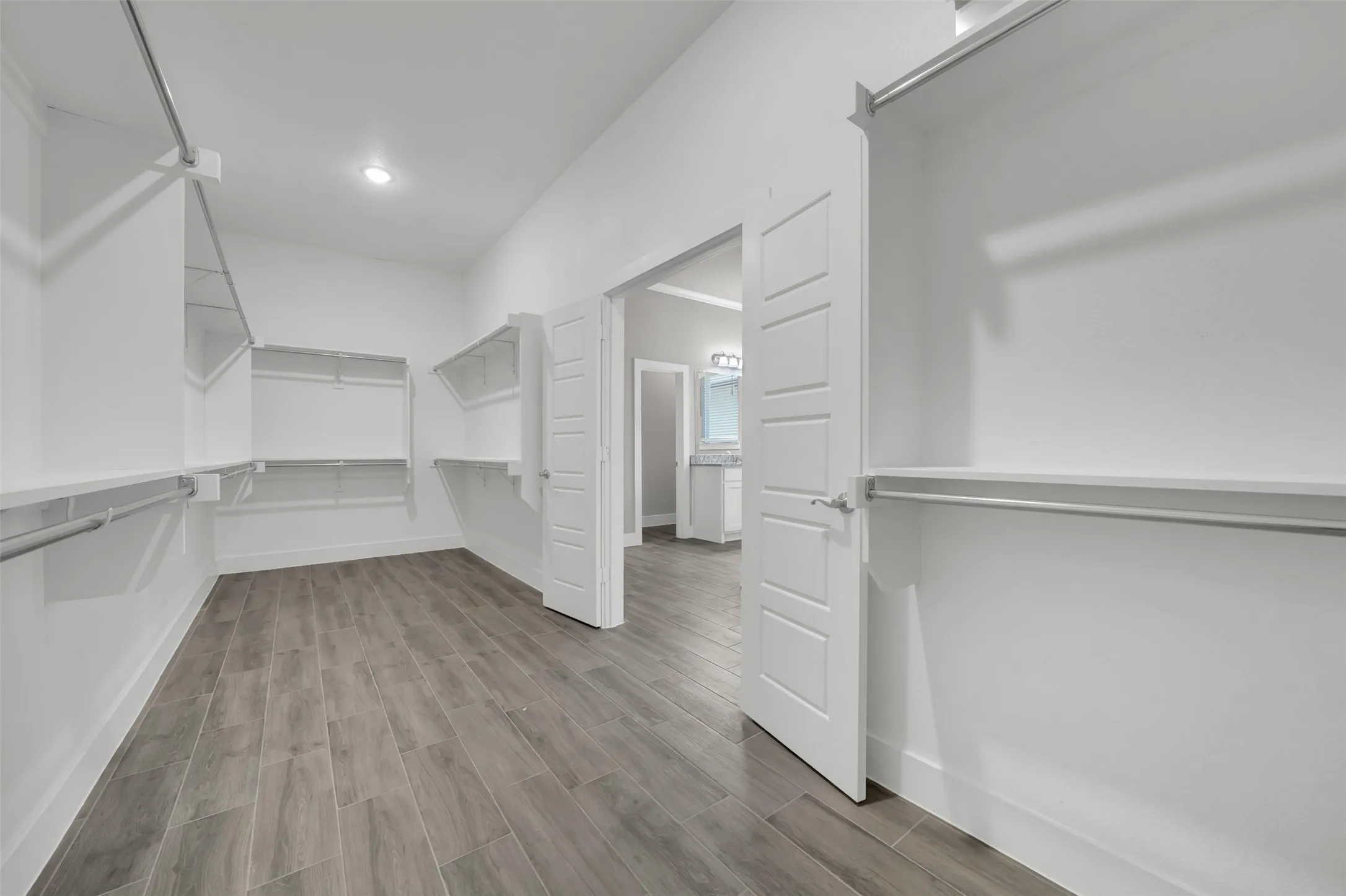 Single Family Residence For Sale in Collin County , 1326 Azure Pearl Trail, Wylie, Texas 75098, 4 Bedroom, 4 Bathroom, 2 Garage spaces, 3,616 Sqft, built in 2022, mls#21407408, Real Estate Agent in Wylie, Homes For Sale in Collin county, Homes For Sale in Wylie, Realtor in Wylie Texas, Real Estate Brokerage Independent Realty Texas, Luminita Cordes Realtor