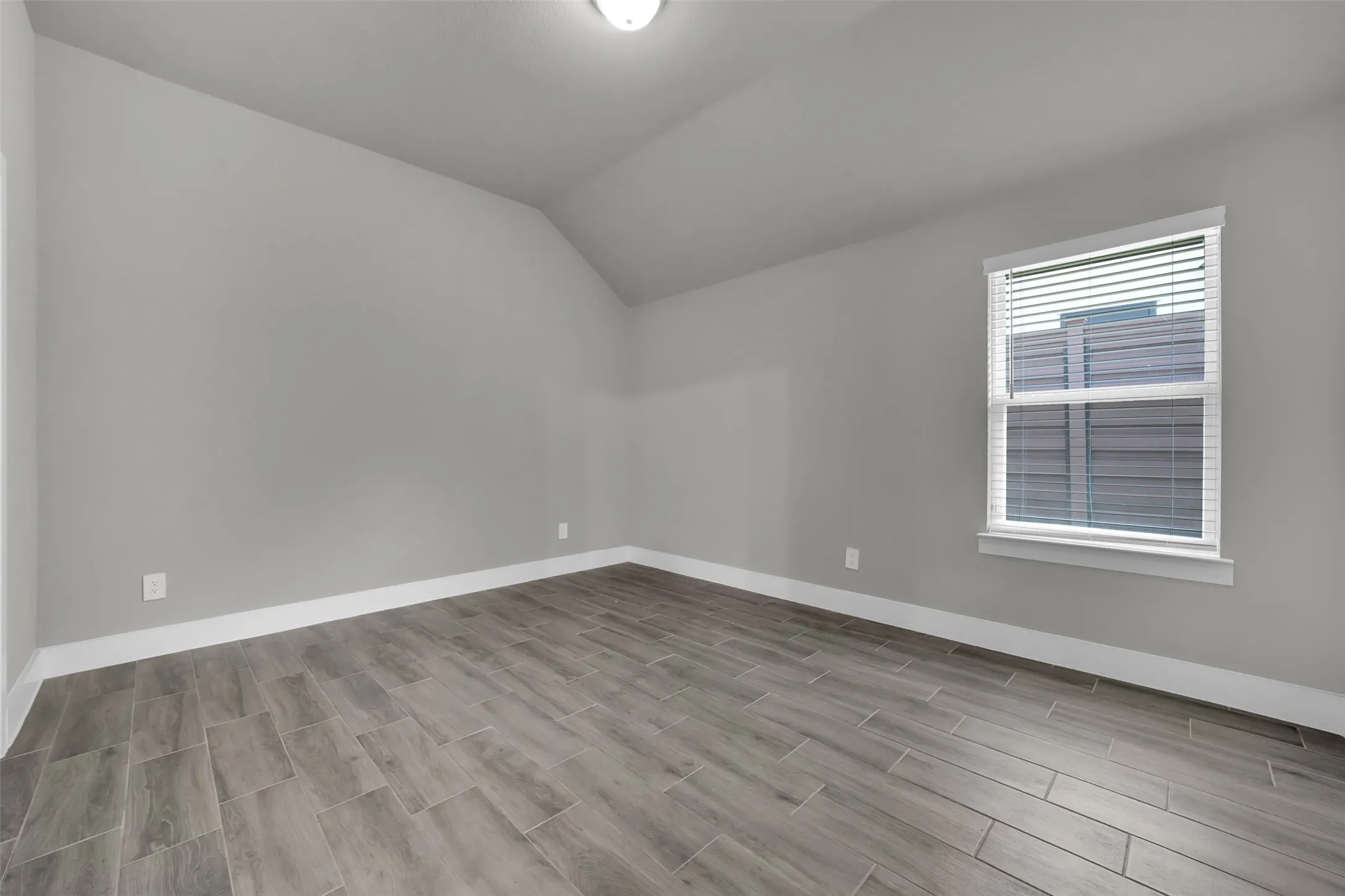 Single Family Residence For Sale in Collin County , 1326 Azure Pearl Trail, Wylie, Texas 75098, 4 Bedroom, 4 Bathroom, 2 Garage spaces, 3,616 Sqft, built in 2022, mls#21407408, Real Estate Agent in Wylie, Homes For Sale in Collin county, Homes For Sale in Wylie, Realtor in Wylie Texas, Real Estate Brokerage Independent Realty Texas, Luminita Cordes Realtor