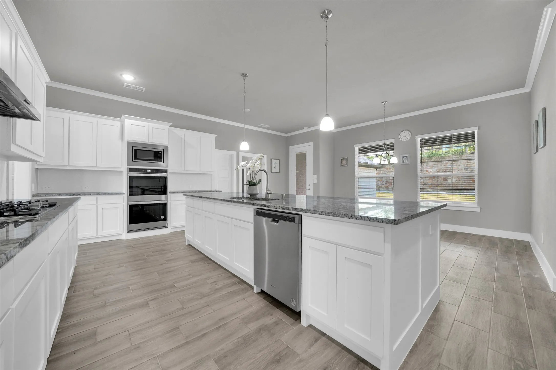 Single Family Residence For Sale in Collin County , 1326 Azure Pearl Trail, Wylie, Texas 75098, 4 Bedroom, 4 Bathroom, 2 Garage spaces, 3,616 Sqft, built in 2022, mls#21407408, Real Estate Agent in Wylie, Homes For Sale in Collin county, Homes For Sale in Wylie, Realtor in Wylie Texas, Real Estate Brokerage Independent Realty Texas, Luminita Cordes Realtor