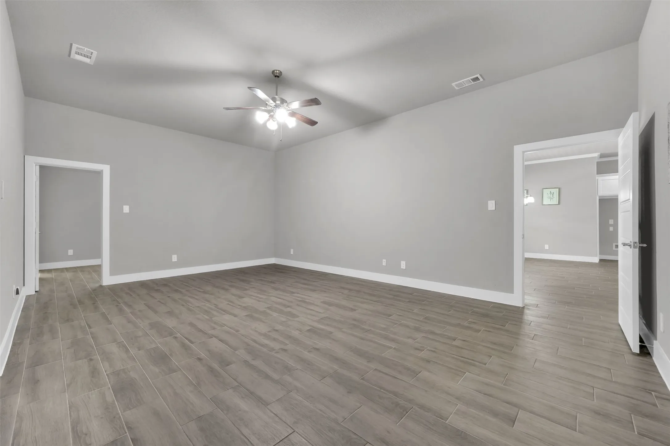 Single Family Residence For Sale in Collin County , 1326 Azure Pearl Trail, Wylie, Texas 75098, 4 Bedroom, 4 Bathroom, 2 Garage spaces, 3,616 Sqft, built in 2022, mls#21407408, Real Estate Agent in Wylie, Homes For Sale in Collin county, Homes For Sale in Wylie, Realtor in Wylie Texas, Real Estate Brokerage Independent Realty Texas, Luminita Cordes Realtor