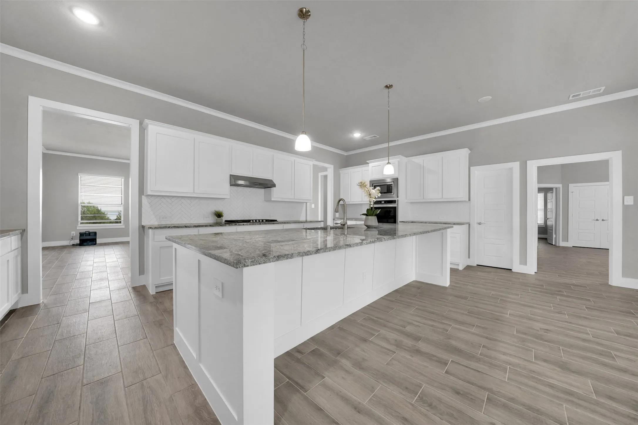Single Family Residence For Sale in Collin County , 1326 Azure Pearl Trail, Wylie, Texas 75098, 4 Bedroom, 4 Bathroom, 2 Garage spaces, 3,616 Sqft, built in 2022, mls#21407408, Real Estate Agent in Wylie, Homes For Sale in Collin county, Homes For Sale in Wylie, Realtor in Wylie Texas, Real Estate Brokerage Independent Realty Texas, Luminita Cordes Realtor