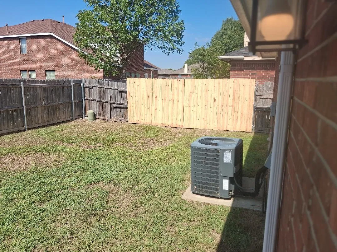 Single Family Residence For Rent in Tarrant County , 7310 Fossil Lake Drive, Arlington, Texas 76002, 3 Bedroom, 2 Bathroom, 2 Garage spaces, 1,465 Sqft, built in 2003, mls#21406081, Real Estate Agent in Arlington, Homes For Rent in Tarrant county, Homes For Rent in Arlington, Realtor in Arlington Texas, Real Estate Brokerage Independent Realty Texas, Luminita Cordes Realtor
