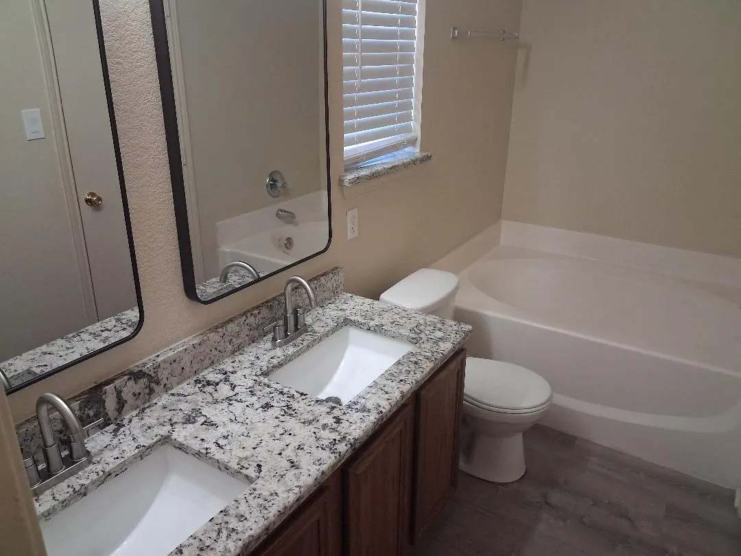 Single Family Residence For Rent in Tarrant County , 7310 Fossil Lake Drive, Arlington, Texas 76002, 3 Bedroom, 2 Bathroom, 2 Garage spaces, 1,465 Sqft, built in 2003, mls#21406081, Real Estate Agent in Arlington, Homes For Rent in Tarrant county, Homes For Rent in Arlington, Realtor in Arlington Texas, Real Estate Brokerage Independent Realty Texas, Luminita Cordes Realtor