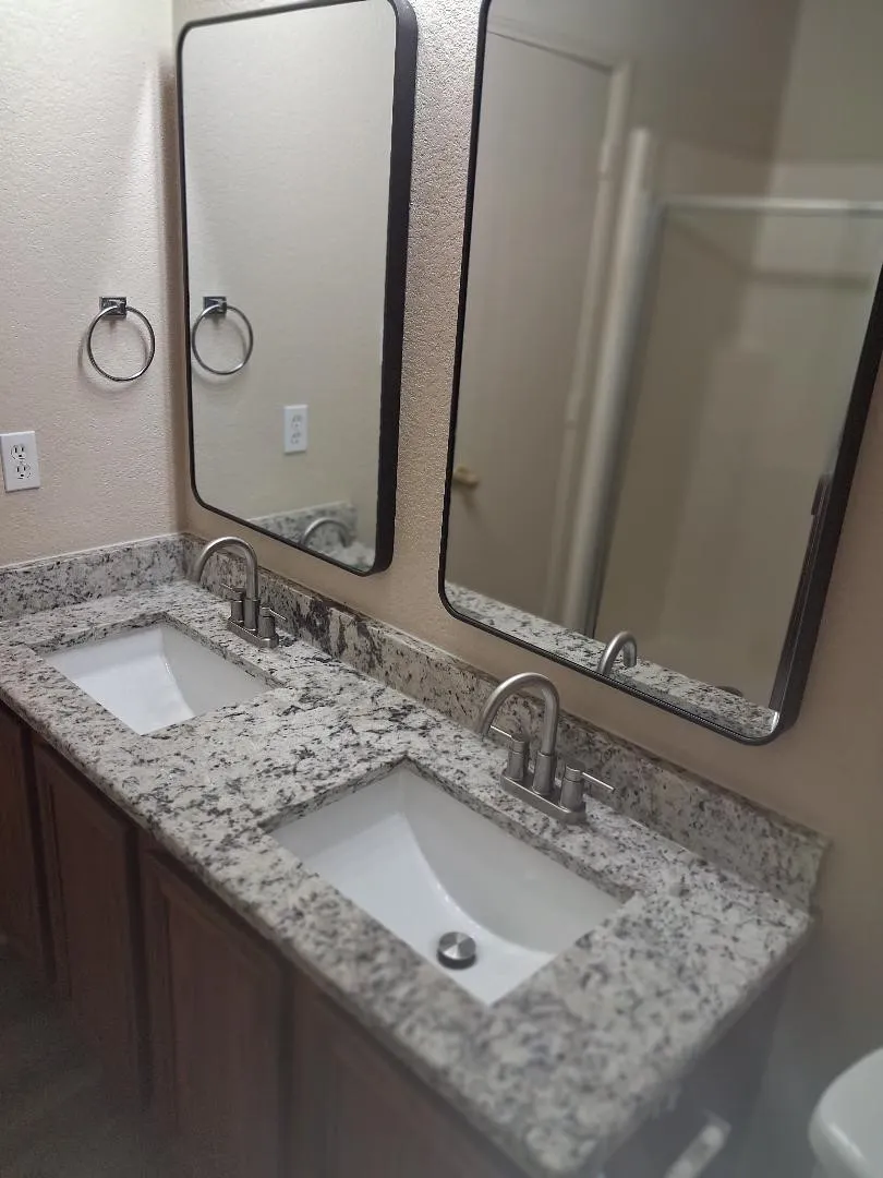 Single Family Residence For Rent in Tarrant County , 7310 Fossil Lake Drive, Arlington, Texas 76002, 3 Bedroom, 2 Bathroom, 2 Garage spaces, 1,465 Sqft, built in 2003, mls#21406081, Real Estate Agent in Arlington, Homes For Rent in Tarrant county, Homes For Rent in Arlington, Realtor in Arlington Texas, Real Estate Brokerage Independent Realty Texas, Luminita Cordes Realtor