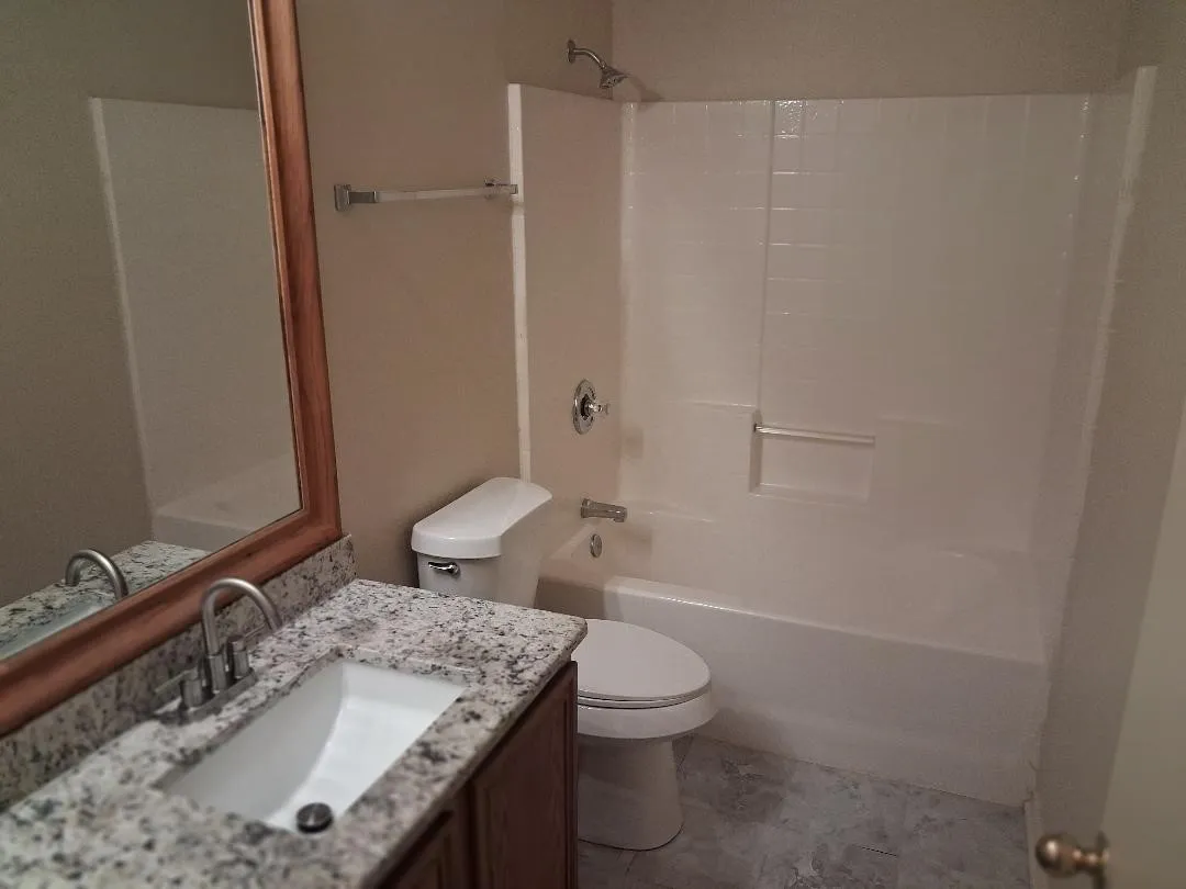 Single Family Residence For Rent in Tarrant County , 7310 Fossil Lake Drive, Arlington, Texas 76002, 3 Bedroom, 2 Bathroom, 2 Garage spaces, 1,465 Sqft, built in 2003, mls#21406081, Real Estate Agent in Arlington, Homes For Rent in Tarrant county, Homes For Rent in Arlington, Realtor in Arlington Texas, Real Estate Brokerage Independent Realty Texas, Luminita Cordes Realtor