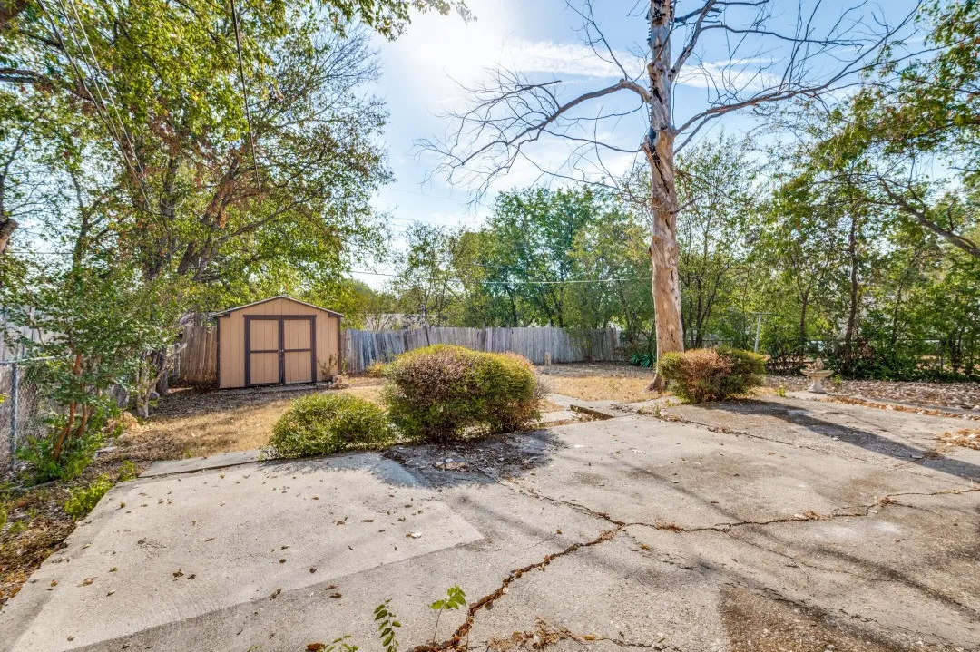 Single Family Residence For Sale in Dallas County , 7642 Woodspan Drive, Dallas, Texas 75232, 3 Bedroom, 1 Bathroom, Garage spaces, 1,041 Sqft, built in 1958, mls#21407364, Real Estate Agent in Dallas, Homes For Sale in Dallas county, Homes For Sale in Dallas, Realtor in Dallas Texas, Real Estate Brokerage Independent Realty Texas, Luminita Cordes Realtor