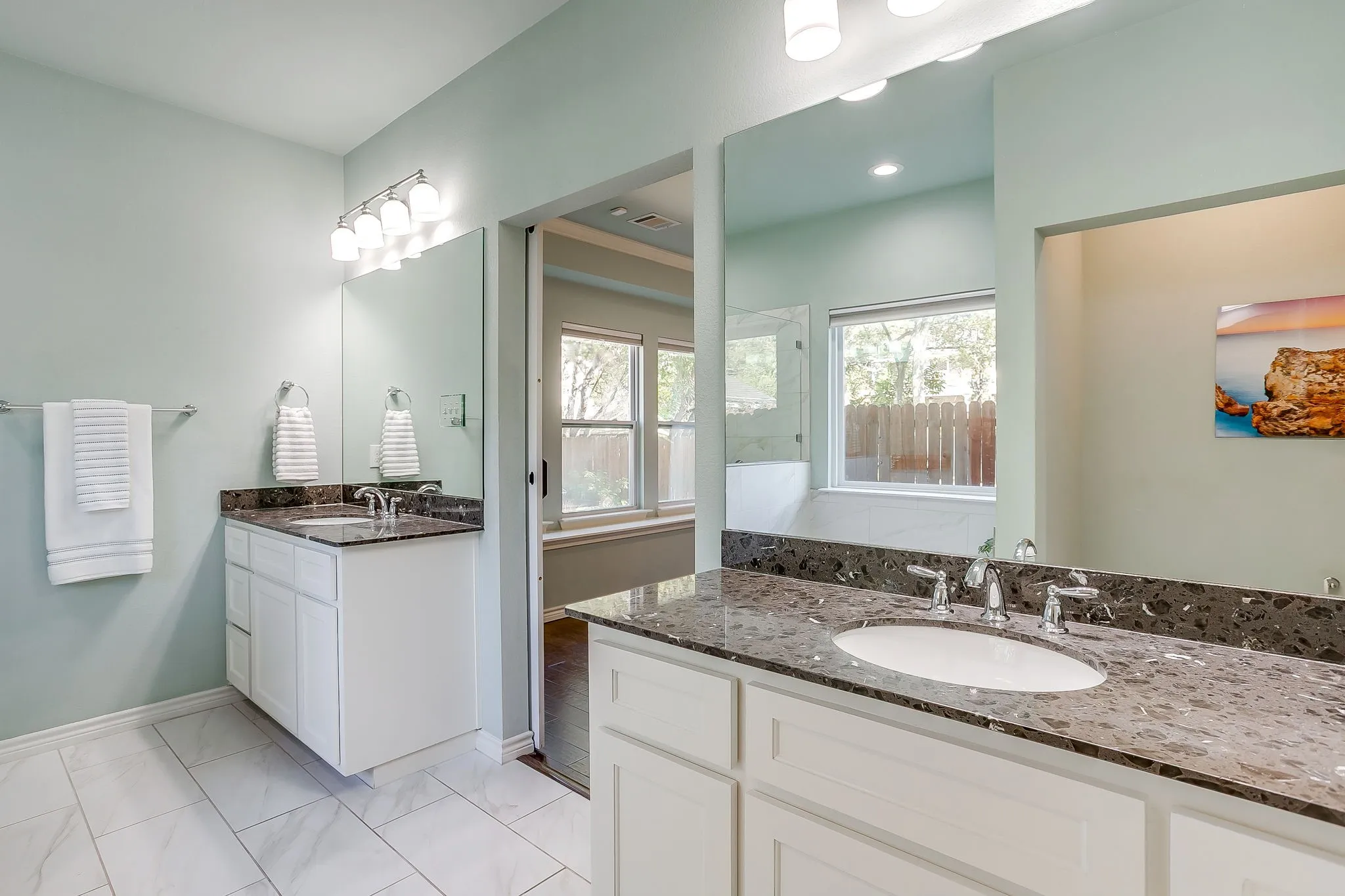 Single Family Residence For Sale in Tarrant County , 2417 Ryan Avenue, Fort Worth, Texas 76110, 3 Bedroom, 3 Bathroom, 2 Garage spaces, 2,362 Sqft, built in 2015, mls#21402893, Real Estate Agent in Fort Worth, Homes For Sale in Tarrant county, Homes For Sale in Fort Worth, Realtor in Fort Worth Texas, Real Estate Brokerage Independent Realty Texas, Luminita Cordes Realtor