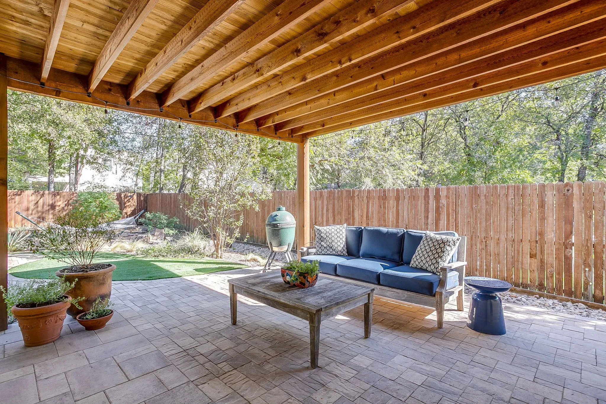 Single Family Residence For Sale in Tarrant County , 2417 Ryan Avenue, Fort Worth, Texas 76110, 3 Bedroom, 3 Bathroom, 2 Garage spaces, 2,362 Sqft, built in 2015, mls#21402893, Real Estate Agent in Fort Worth, Homes For Sale in Tarrant county, Homes For Sale in Fort Worth, Realtor in Fort Worth Texas, Real Estate Brokerage Independent Realty Texas, Luminita Cordes Realtor