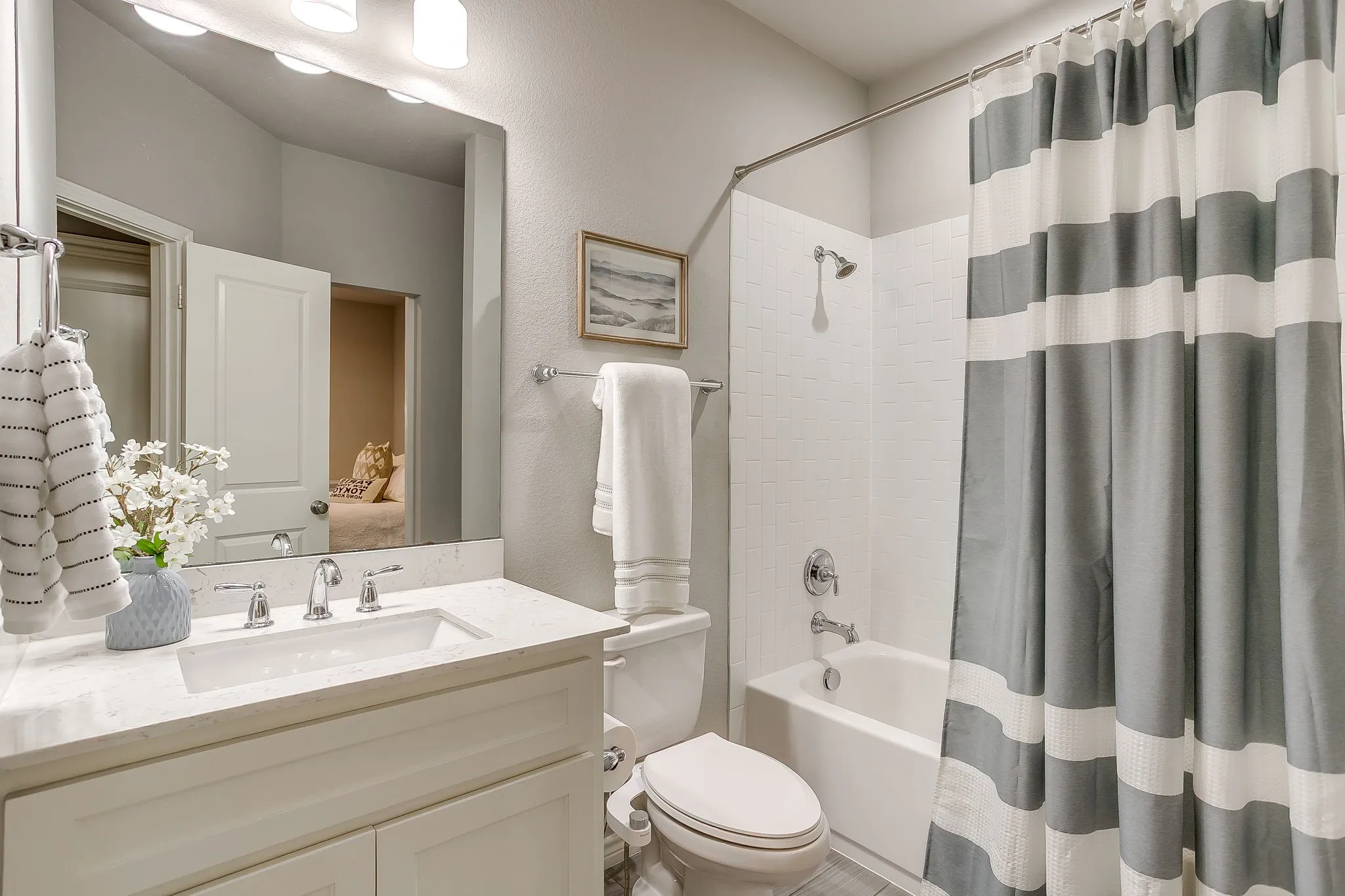 Single Family Residence For Sale in Tarrant County , 2417 Ryan Avenue, Fort Worth, Texas 76110, 3 Bedroom, 3 Bathroom, 2 Garage spaces, 2,362 Sqft, built in 2015, mls#21402893, Real Estate Agent in Fort Worth, Homes For Sale in Tarrant county, Homes For Sale in Fort Worth, Realtor in Fort Worth Texas, Real Estate Brokerage Independent Realty Texas, Luminita Cordes Realtor
