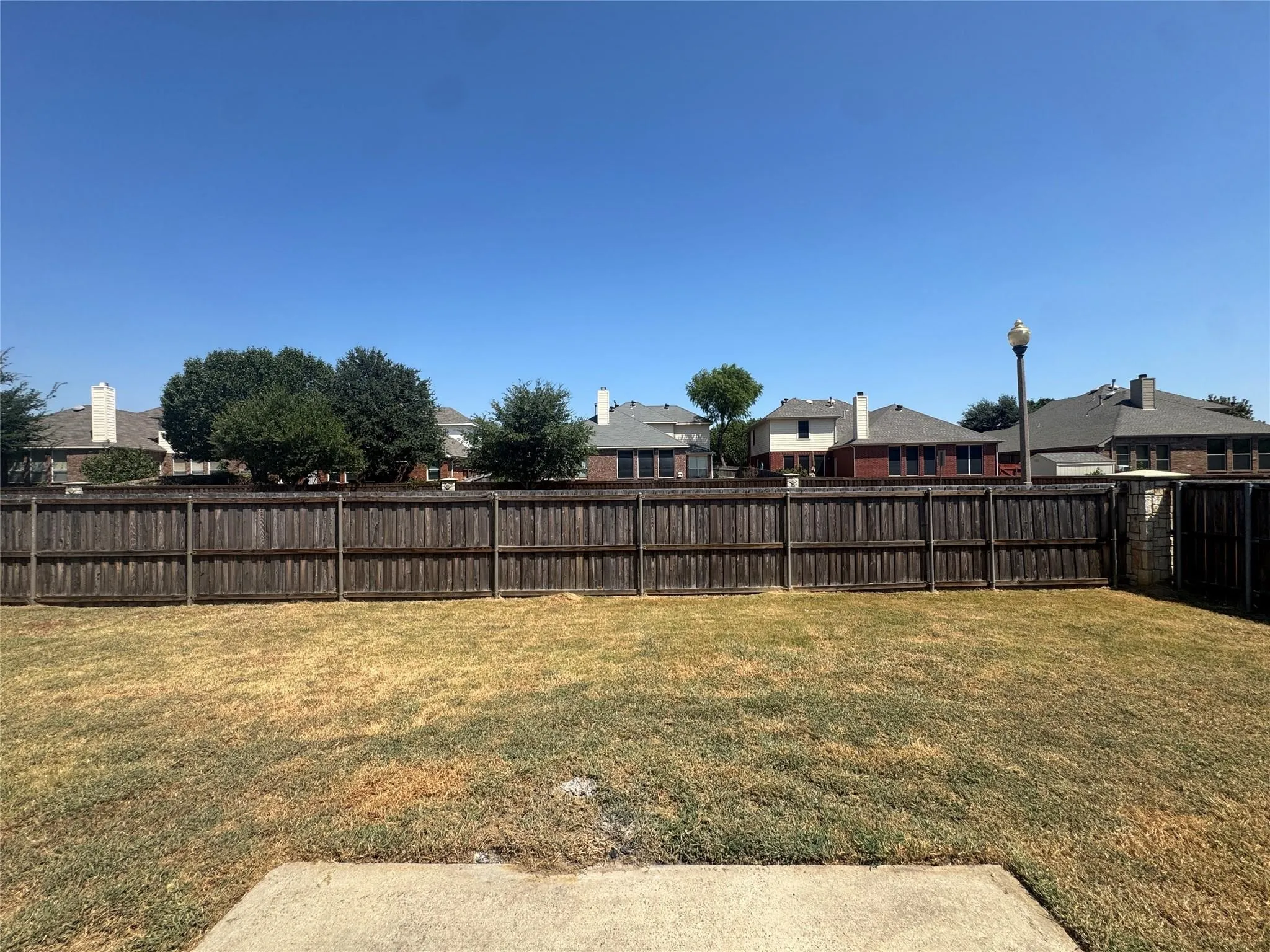 Single Family Residence For Rent in Denton County , 2405 Kariba Lane, Denton, Texas 76210, 4 Bedroom, 2 Bathroom, 2 Garage spaces, 1,866 Sqft, built in 1999, mls#21407426, Real Estate Agent in Denton, Homes For Rent in Denton county, Homes For Rent in Denton, Realtor in Denton Texas, Real Estate Brokerage Independent Realty Texas, Luminita Cordes Realtor