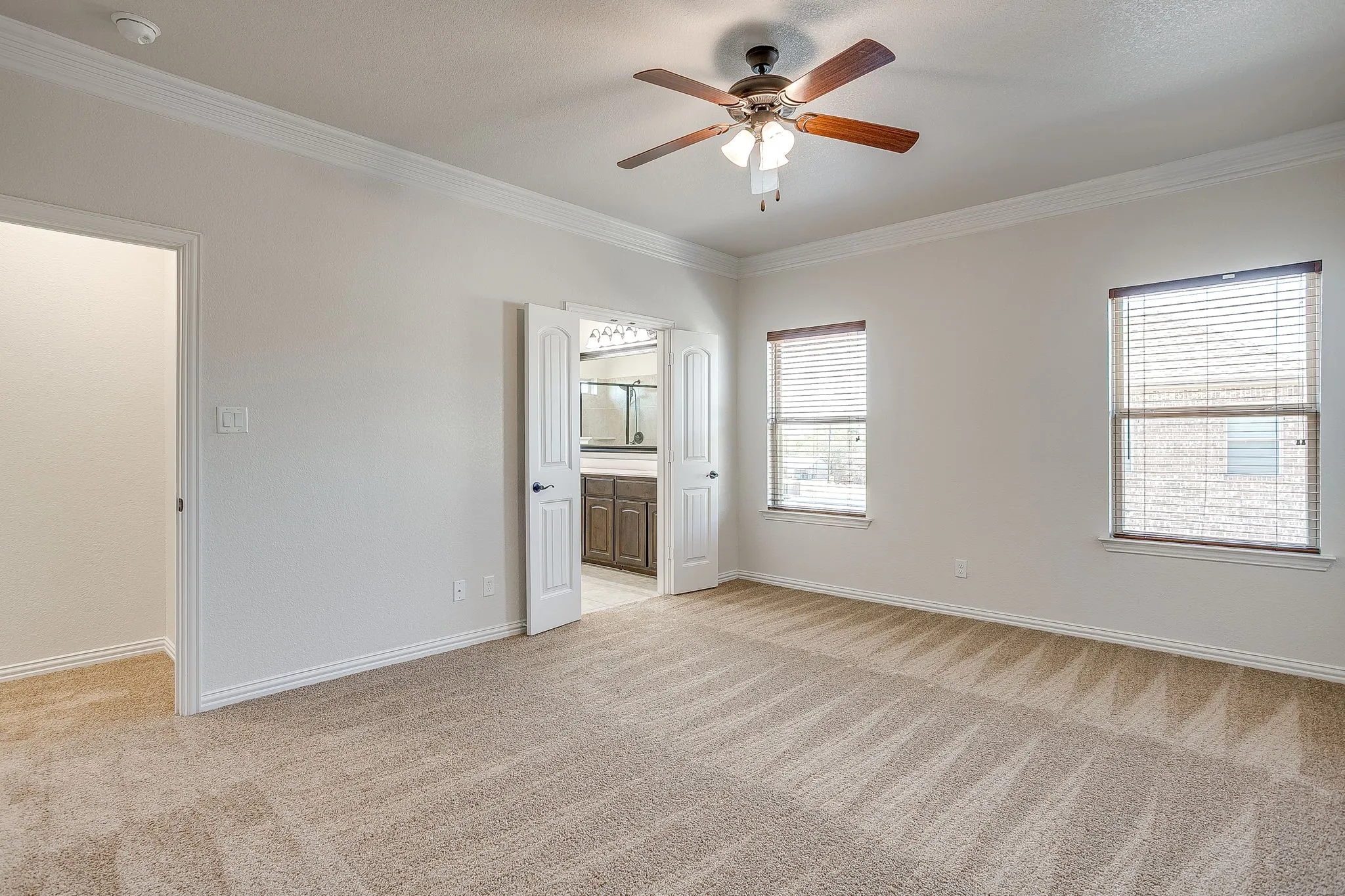 Single Family Residence For Rent in Parker County , 213 Park Villa Lane, Aledo, Texas 76008, 3 Bedroom, 3 Bathroom, 2 Garage spaces, 2,812 Sqft, built in 2016, mls#21407427, Real Estate Agent in Aledo, Homes For Rent in Parker county, Homes For Rent in Aledo, Realtor in Aledo Texas, Real Estate Brokerage Independent Realty Texas, Luminita Cordes Realtor