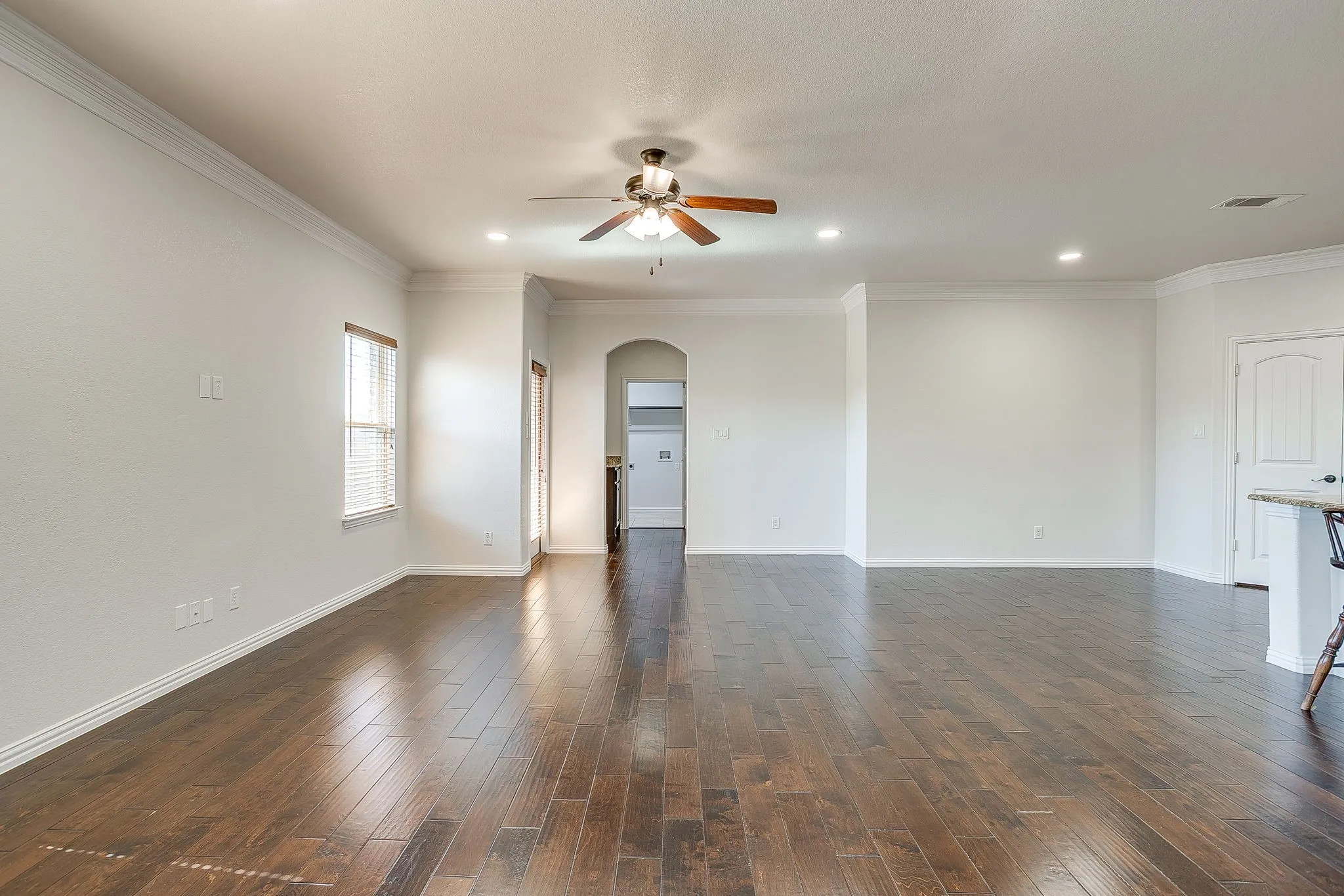 Single Family Residence For Rent in Parker County , 213 Park Villa Lane, Aledo, Texas 76008, 3 Bedroom, 3 Bathroom, 2 Garage spaces, 2,812 Sqft, built in 2016, mls#21407427, Real Estate Agent in Aledo, Homes For Rent in Parker county, Homes For Rent in Aledo, Realtor in Aledo Texas, Real Estate Brokerage Independent Realty Texas, Luminita Cordes Realtor