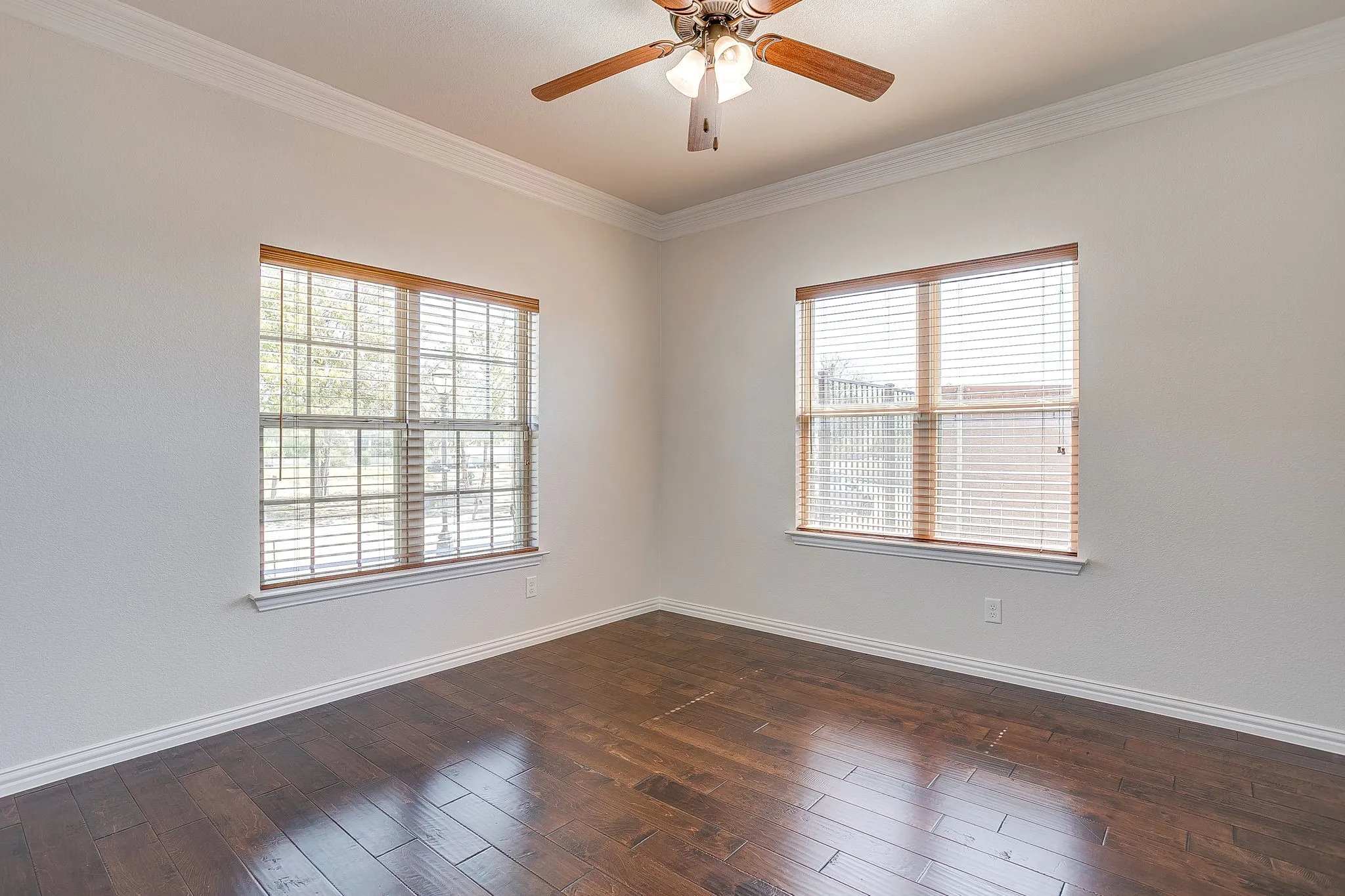 Single Family Residence For Rent in Parker County , 213 Park Villa Lane, Aledo, Texas 76008, 3 Bedroom, 3 Bathroom, 2 Garage spaces, 2,812 Sqft, built in 2016, mls#21407427, Real Estate Agent in Aledo, Homes For Rent in Parker county, Homes For Rent in Aledo, Realtor in Aledo Texas, Real Estate Brokerage Independent Realty Texas, Luminita Cordes Realtor
