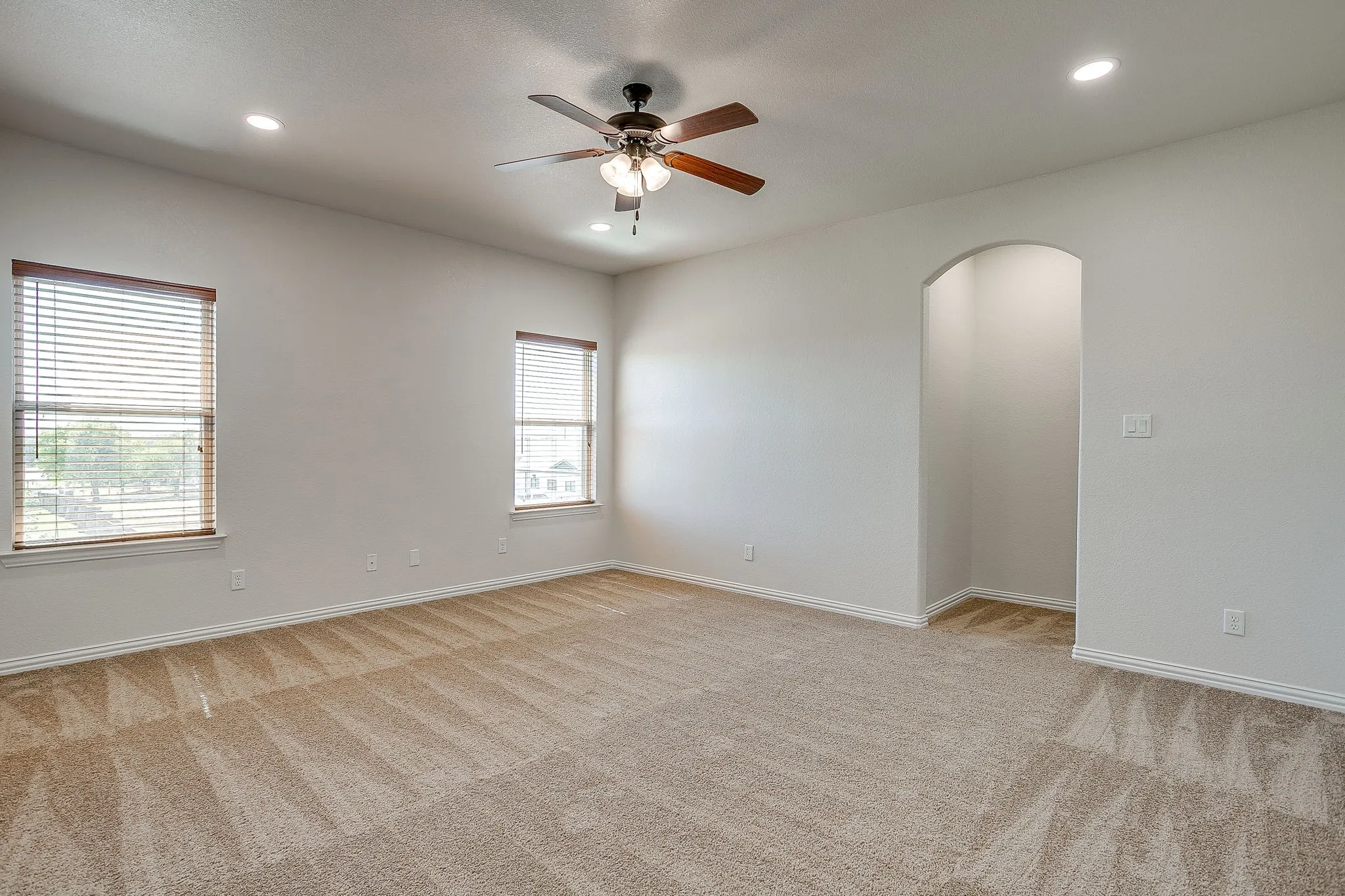 Single Family Residence For Rent in Parker County , 213 Park Villa Lane, Aledo, Texas 76008, 3 Bedroom, 3 Bathroom, 2 Garage spaces, 2,812 Sqft, built in 2016, mls#21407427, Real Estate Agent in Aledo, Homes For Rent in Parker county, Homes For Rent in Aledo, Realtor in Aledo Texas, Real Estate Brokerage Independent Realty Texas, Luminita Cordes Realtor