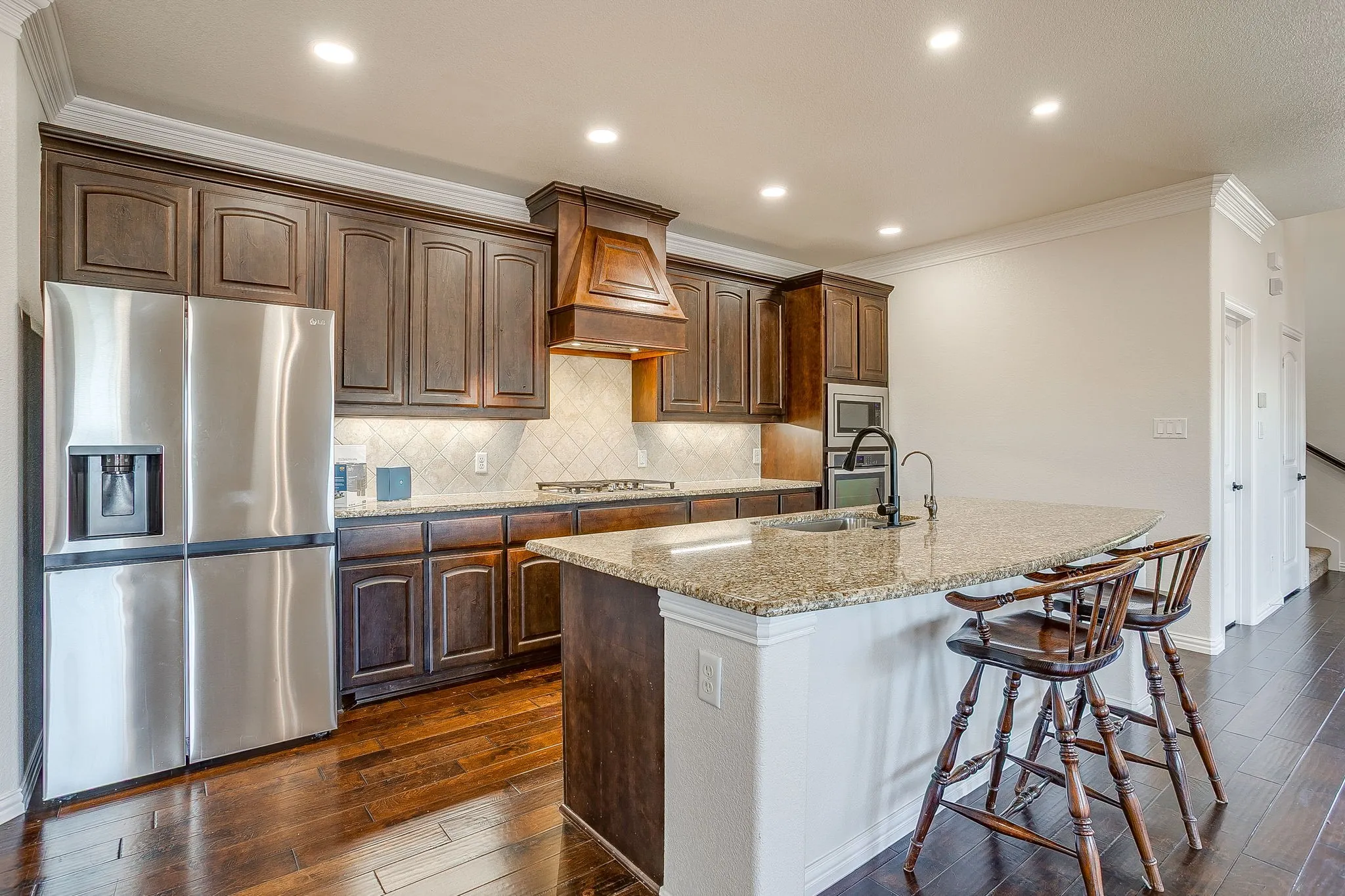 Single Family Residence For Rent in Parker County , 213 Park Villa Lane, Aledo, Texas 76008, 3 Bedroom, 3 Bathroom, 2 Garage spaces, 2,812 Sqft, built in 2016, mls#21407427, Real Estate Agent in Aledo, Homes For Rent in Parker county, Homes For Rent in Aledo, Realtor in Aledo Texas, Real Estate Brokerage Independent Realty Texas, Luminita Cordes Realtor
