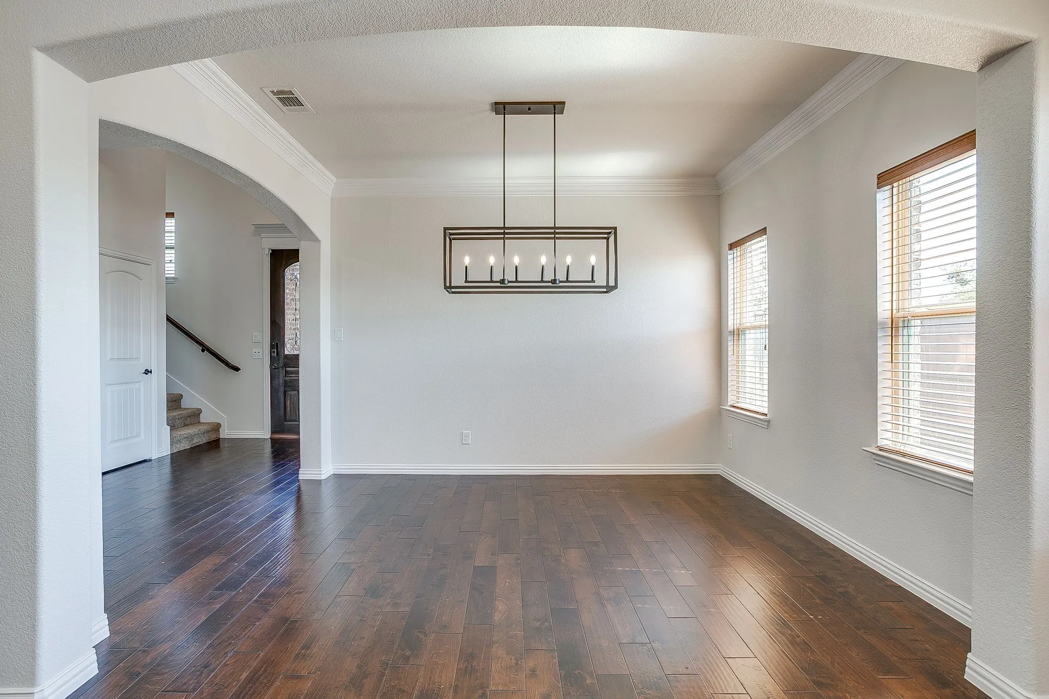 Single Family Residence For Rent in Parker County , 213 Park Villa Lane, Aledo, Texas 76008, 3 Bedroom, 3 Bathroom, 2 Garage spaces, 2,812 Sqft, built in 2016, mls#21407427, Real Estate Agent in Aledo, Homes For Rent in Parker county, Homes For Rent in Aledo, Realtor in Aledo Texas, Real Estate Brokerage Independent Realty Texas, Luminita Cordes Realtor