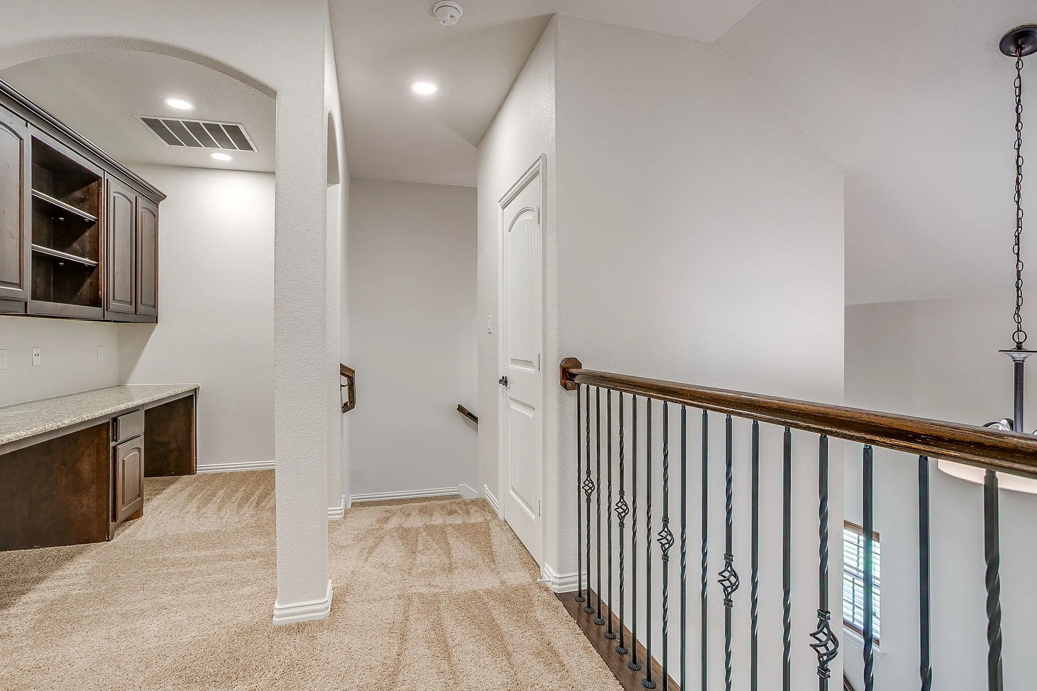 Single Family Residence For Rent in Parker County , 213 Park Villa Lane, Aledo, Texas 76008, 3 Bedroom, 3 Bathroom, 2 Garage spaces, 2,812 Sqft, built in 2016, mls#21407427, Real Estate Agent in Aledo, Homes For Rent in Parker county, Homes For Rent in Aledo, Realtor in Aledo Texas, Real Estate Brokerage Independent Realty Texas, Luminita Cordes Realtor