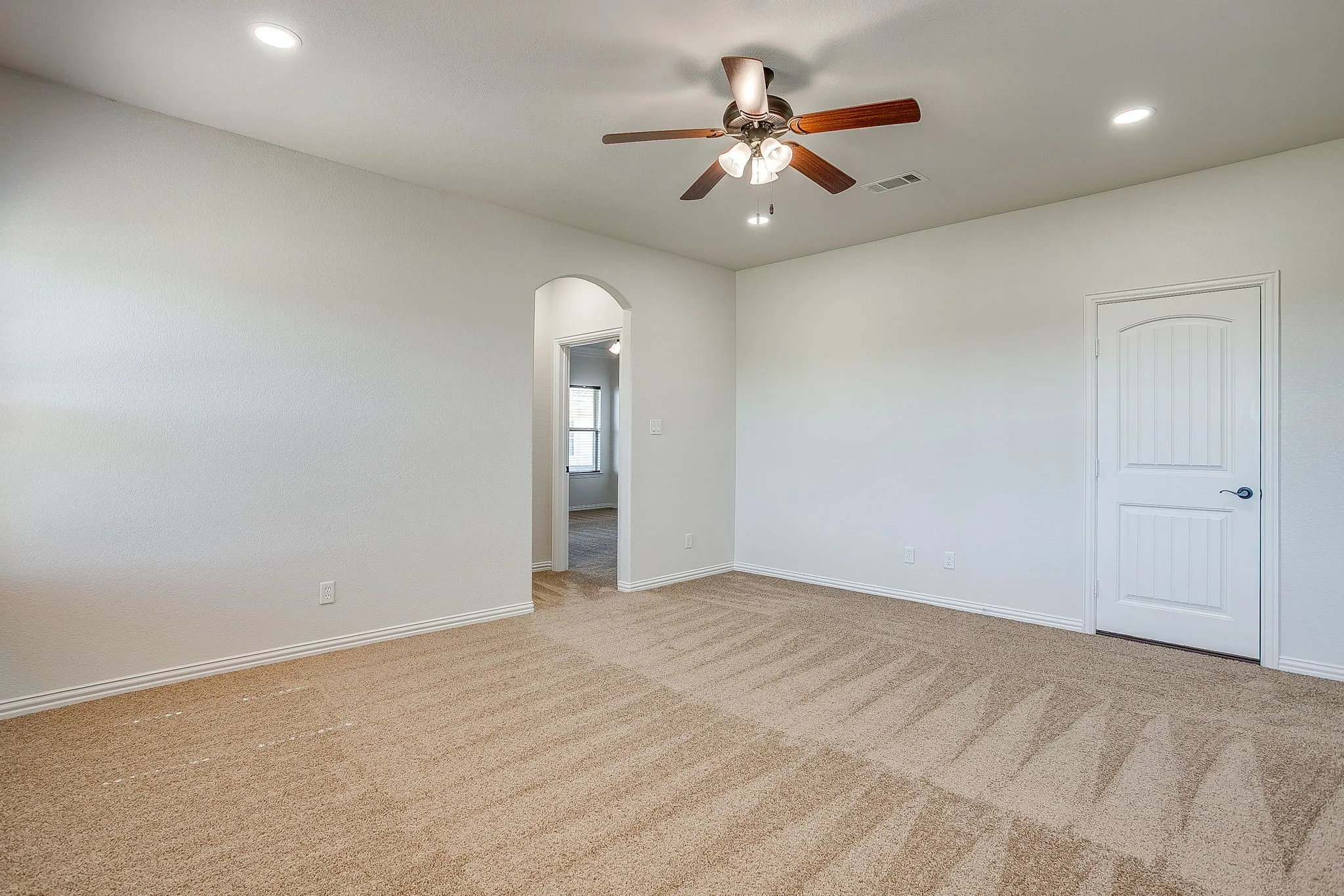 Single Family Residence For Rent in Parker County , 213 Park Villa Lane, Aledo, Texas 76008, 3 Bedroom, 3 Bathroom, 2 Garage spaces, 2,812 Sqft, built in 2016, mls#21407427, Real Estate Agent in Aledo, Homes For Rent in Parker county, Homes For Rent in Aledo, Realtor in Aledo Texas, Real Estate Brokerage Independent Realty Texas, Luminita Cordes Realtor