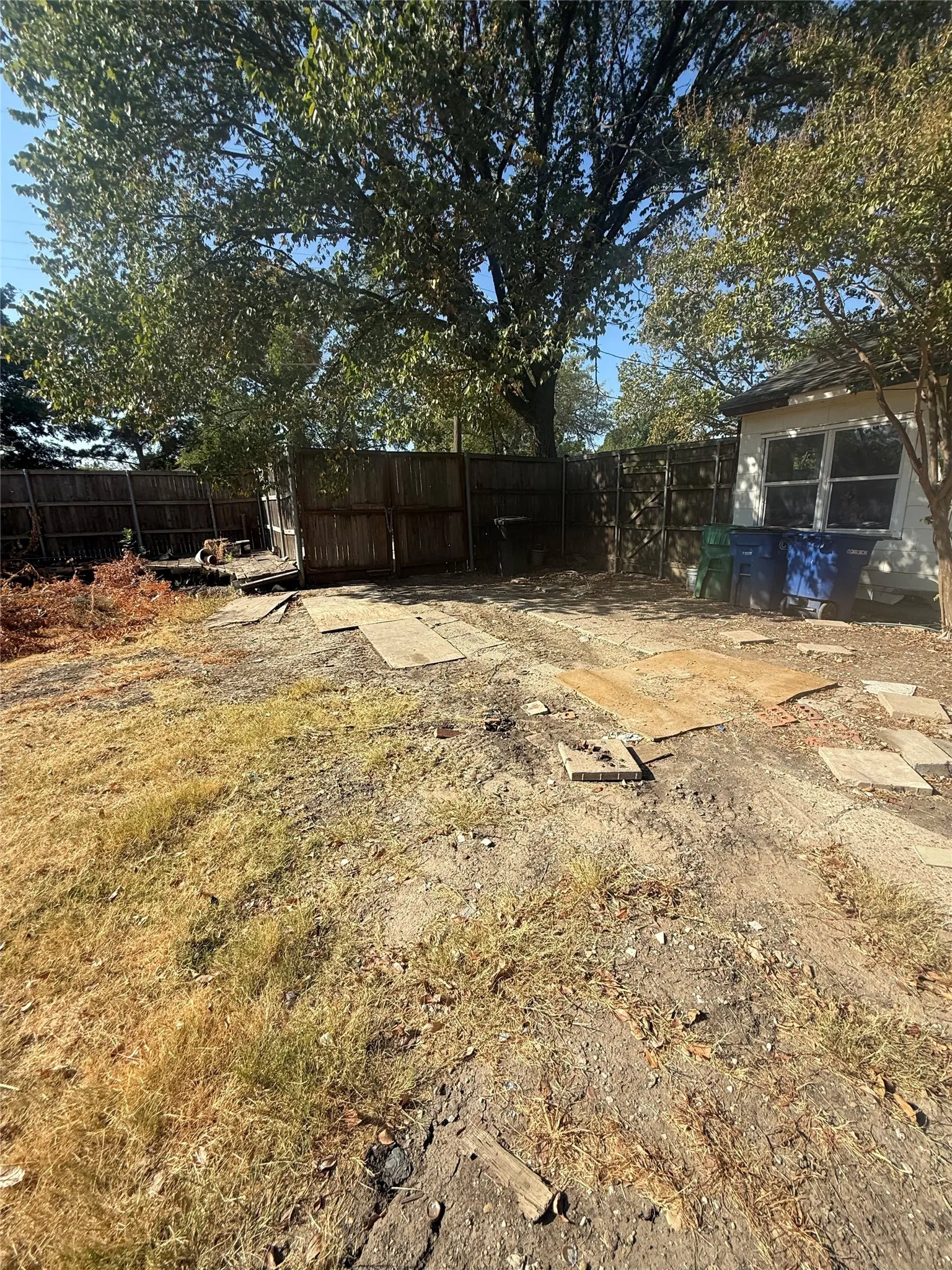 Improved Land For Sale in Dallas County , 1800 Cottonwood Road, Carrollton, Texas 75006, 0, 0, Garage spaces, 0 Sqft, built in 1947, mls#21407420, Real Estate Agent in Carrollton, Homes For Sale in Dallas county, Homes For Sale in Carrollton, Realtor in Carrollton Texas, Real Estate Brokerage Independent Realty Texas, Luminita Cordes Realtor