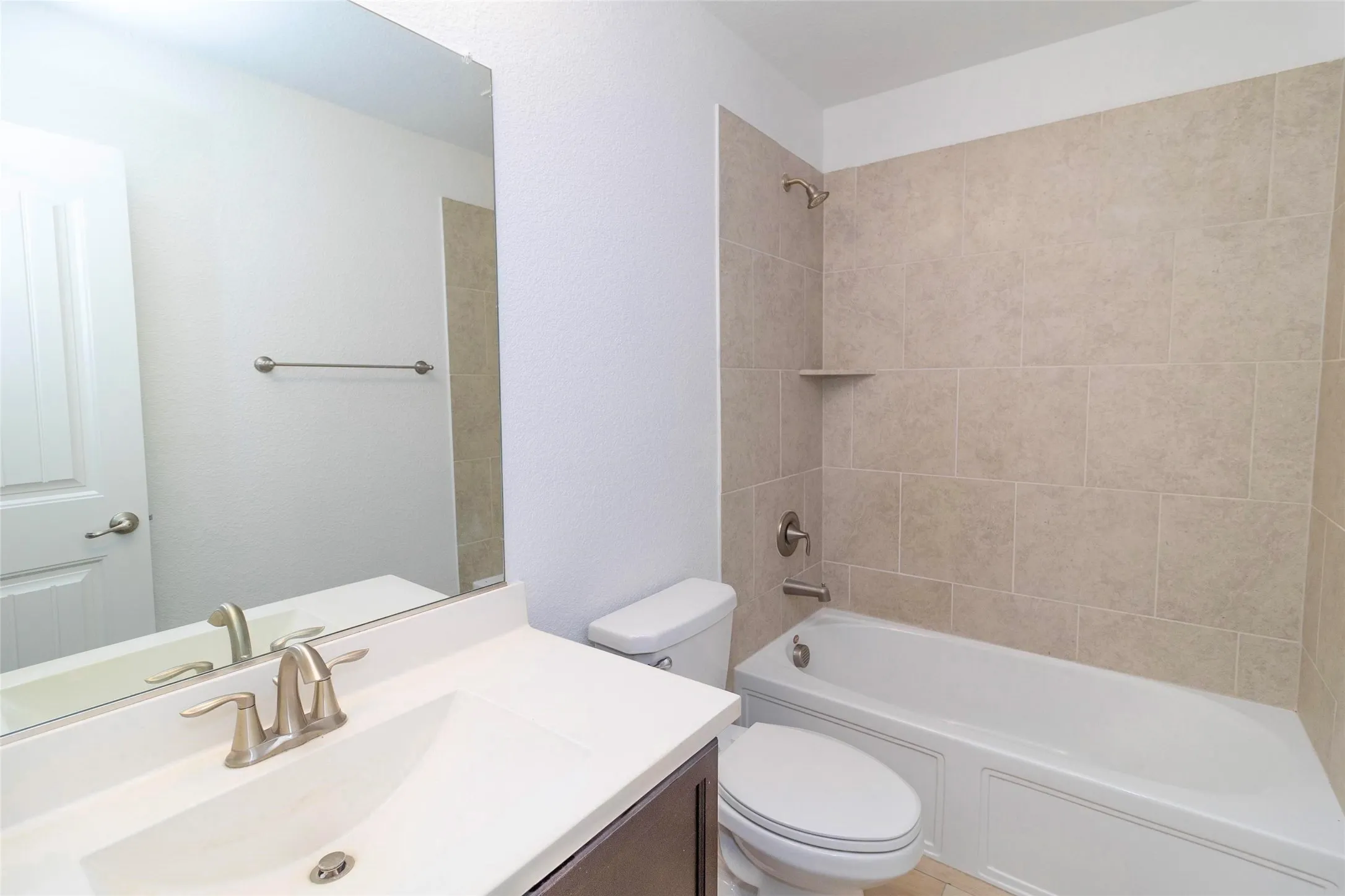 Single Family Residence For Rent in Tarrant County , 8912 Finn Lane, Fort Worth, Texas 76131, 4 Bedroom, 2 Bathroom, 2 Garage spaces, 1,995 Sqft, built in 2018, mls#21407078, Real Estate Agent in Fort Worth, Homes For Rent in Tarrant county, Homes For Rent in Fort Worth, Realtor in Fort Worth Texas, Real Estate Brokerage Independent Realty Texas, Luminita Cordes Realtor