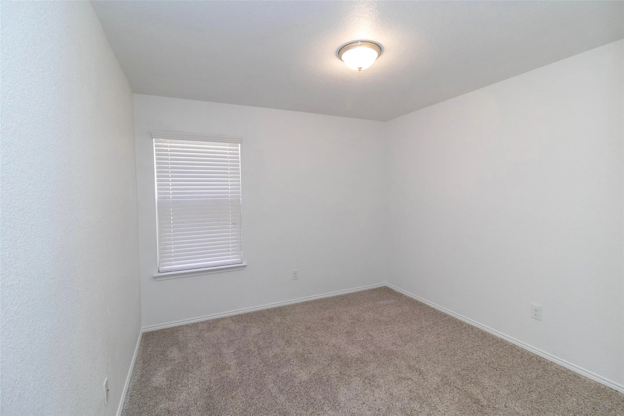 Single Family Residence For Rent in Tarrant County , 8912 Finn Lane, Fort Worth, Texas 76131, 4 Bedroom, 2 Bathroom, 2 Garage spaces, 1,995 Sqft, built in 2018, mls#21407078, Real Estate Agent in Fort Worth, Homes For Rent in Tarrant county, Homes For Rent in Fort Worth, Realtor in Fort Worth Texas, Real Estate Brokerage Independent Realty Texas, Luminita Cordes Realtor