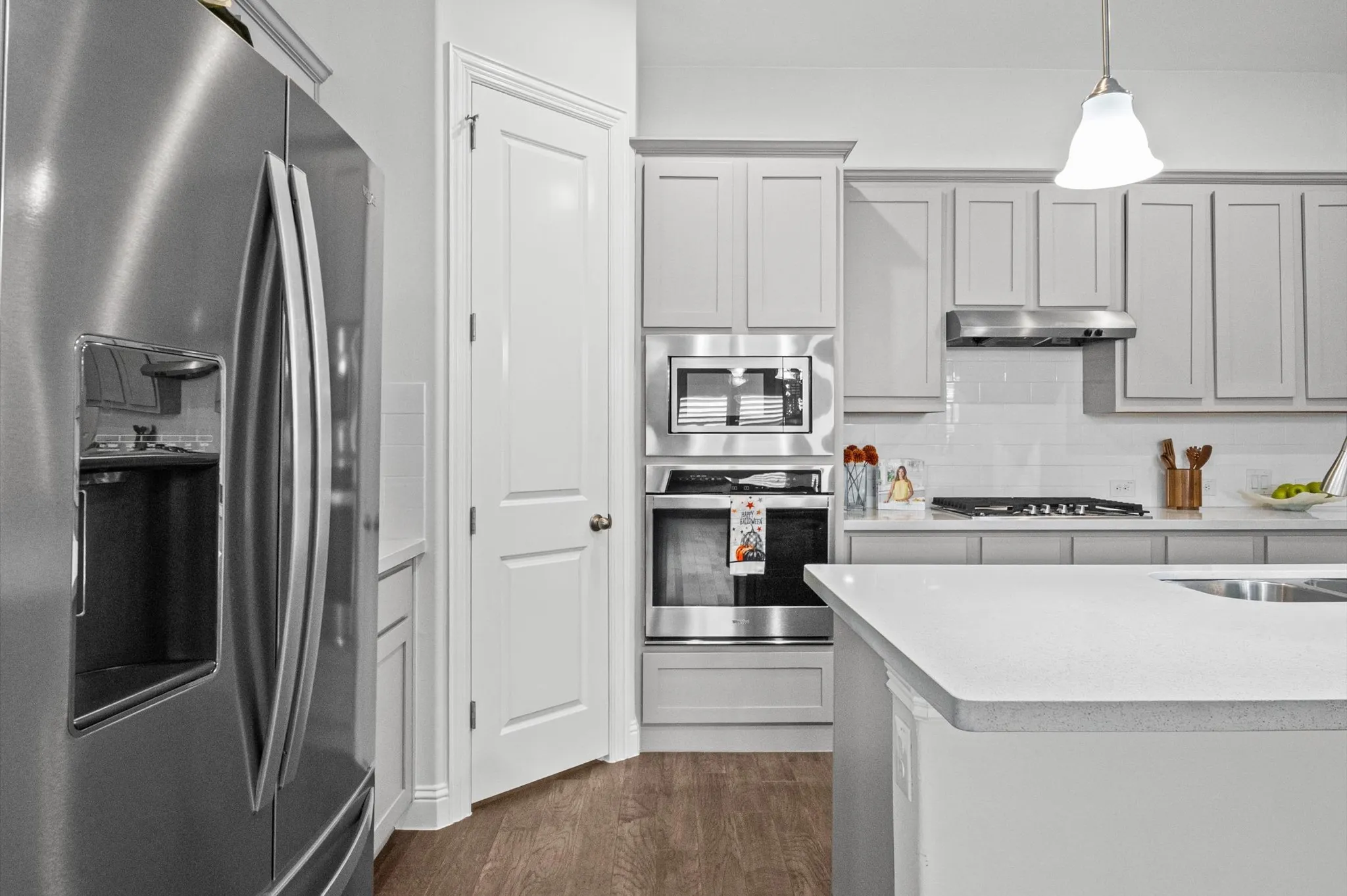 Single Family Residence For Sale in Denton County , 2157 Bailey Street, Carrollton, Texas 75010, 3 Bedroom, 2 Bathroom, 2 Garage spaces, 1,994 Sqft, built in 2020, mls#21407397, Real Estate Agent in Carrollton, Homes For Sale in Denton county, Homes For Sale in Carrollton, Realtor in Carrollton Texas, Real Estate Brokerage Independent Realty Texas, Luminita Cordes Realtor