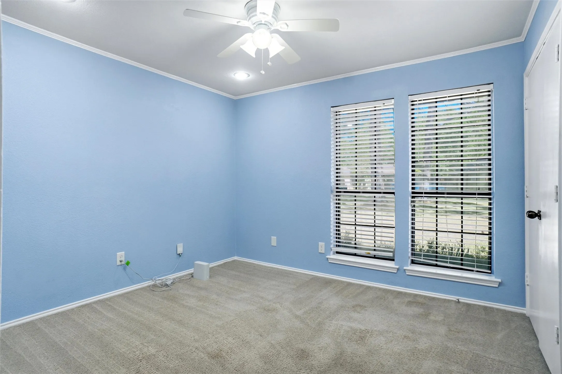 Single Family Residence For Sale in Tarrant County , 8624 Crestview, North Richland Hills, Texas 76182, 3 Bedroom, 2 Bathroom, 2 Garage spaces, 1,589 Sqft, built in 1984, mls#21406702, Real Estate Agent in North Richland Hills, Homes For Sale in Tarrant county, Homes For Sale in North Richland Hills, Realtor in North Richland Hills Texas, Real Estate Brokerage Independent Realty Texas, Luminita Cordes Realtor