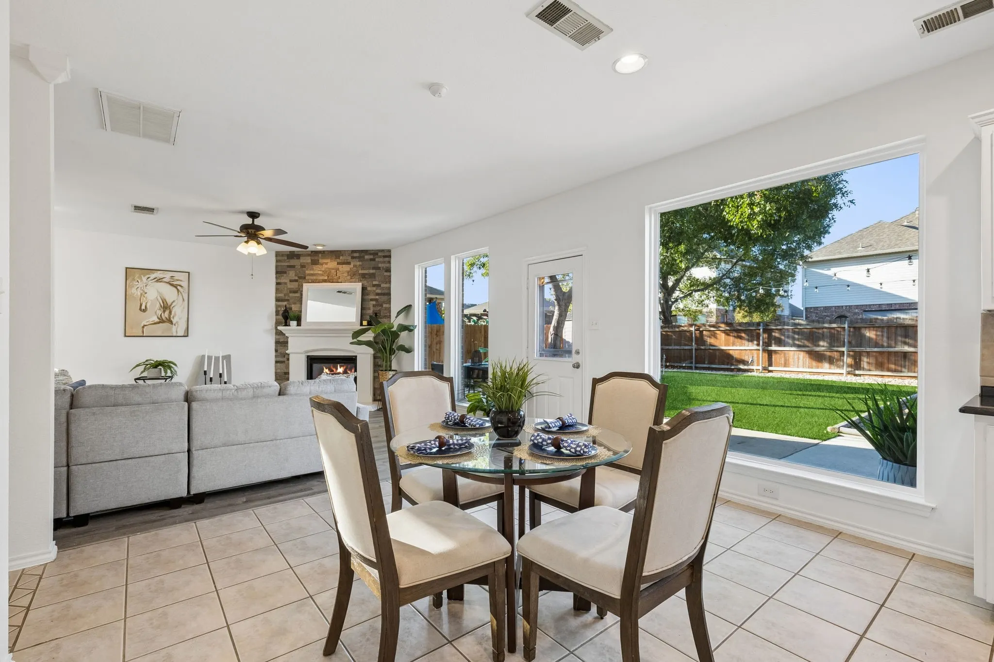 Single Family Residence For Sale in Tarrant County , 3737 Brandywine Lane, Fort Worth, Texas 76244, 4 Bedroom, 3 Bathroom, 2 Garage spaces, 2,141 Sqft, built in 2003, mls#21407377, Real Estate Agent in Fort Worth, Homes For Sale in Tarrant county, Homes For Sale in Fort Worth, Realtor in Fort Worth Texas, Real Estate Brokerage Independent Realty Texas, Luminita Cordes Realtor
