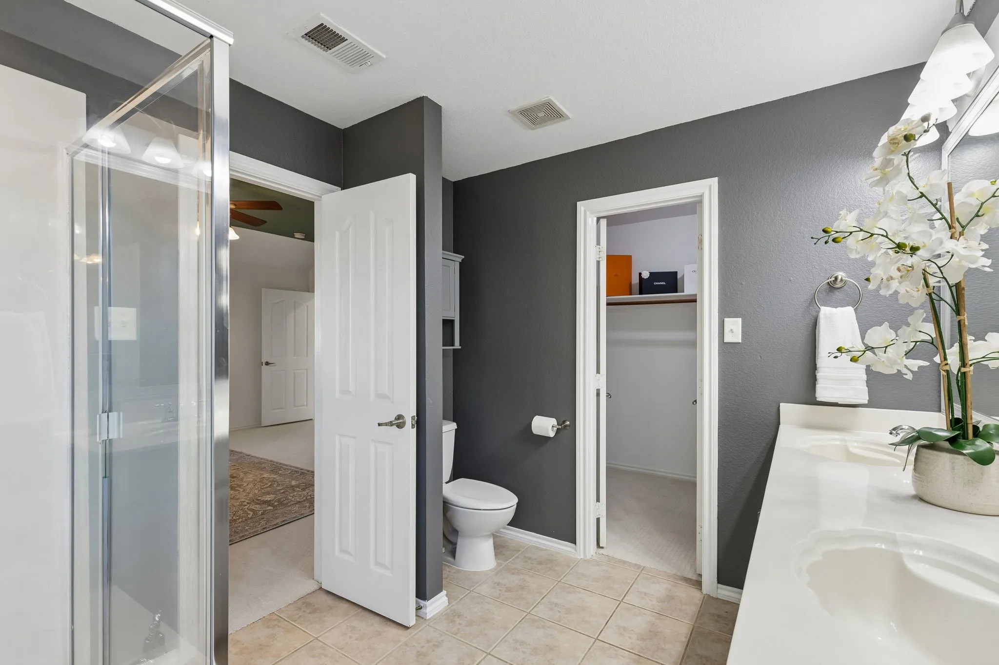Single Family Residence For Sale in Tarrant County , 3737 Brandywine Lane, Fort Worth, Texas 76244, 4 Bedroom, 3 Bathroom, 2 Garage spaces, 2,141 Sqft, built in 2003, mls#21407377, Real Estate Agent in Fort Worth, Homes For Sale in Tarrant county, Homes For Sale in Fort Worth, Realtor in Fort Worth Texas, Real Estate Brokerage Independent Realty Texas, Luminita Cordes Realtor