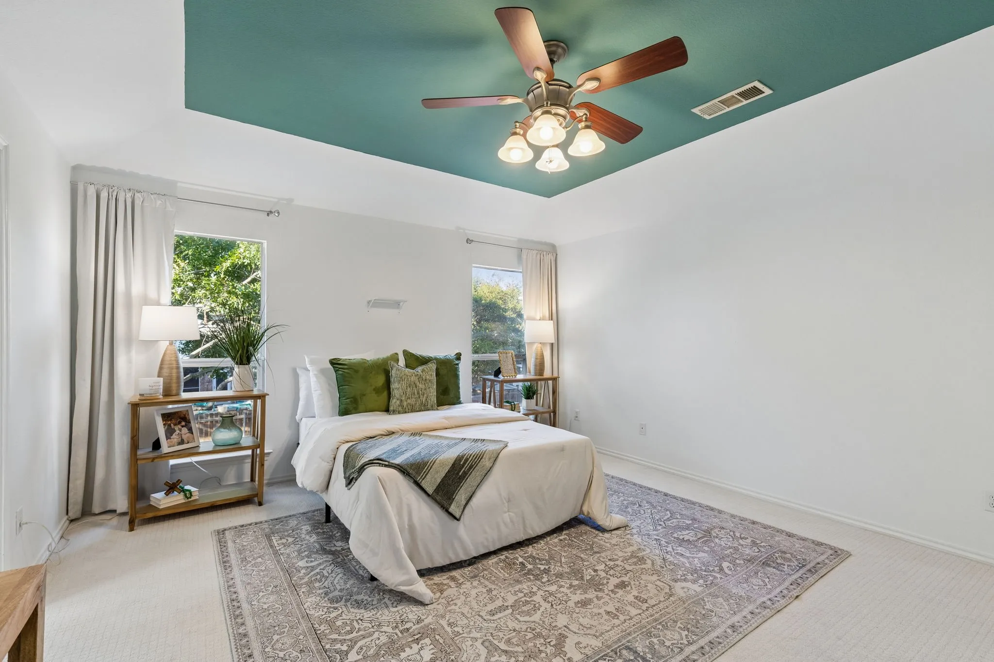 Single Family Residence For Sale in Tarrant County , 3737 Brandywine Lane, Fort Worth, Texas 76244, 4 Bedroom, 3 Bathroom, 2 Garage spaces, 2,141 Sqft, built in 2003, mls#21407377, Real Estate Agent in Fort Worth, Homes For Sale in Tarrant county, Homes For Sale in Fort Worth, Realtor in Fort Worth Texas, Real Estate Brokerage Independent Realty Texas, Luminita Cordes Realtor