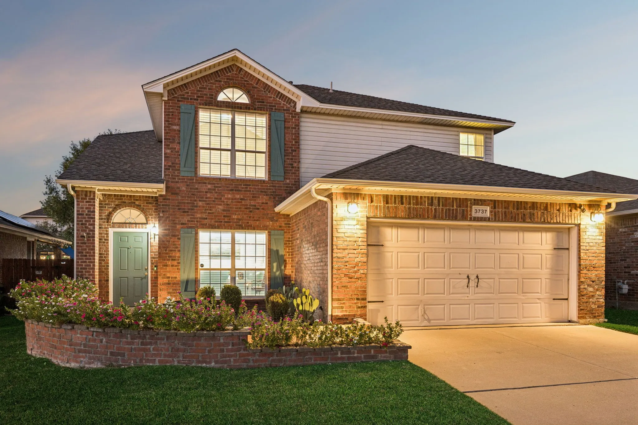 Single Family Residence For Sale in Tarrant County , 3737 Brandywine Lane, Fort Worth, Texas 76244, 4 Bedroom, 3 Bathroom, 2 Garage spaces, 2,141 Sqft, built in 2003, mls#21407377, Real Estate Agent in Fort Worth, Homes For Sale in Tarrant county, Homes For Sale in Fort Worth, Realtor in Fort Worth Texas, Real Estate Brokerage Independent Realty Texas, Luminita Cordes Realtor